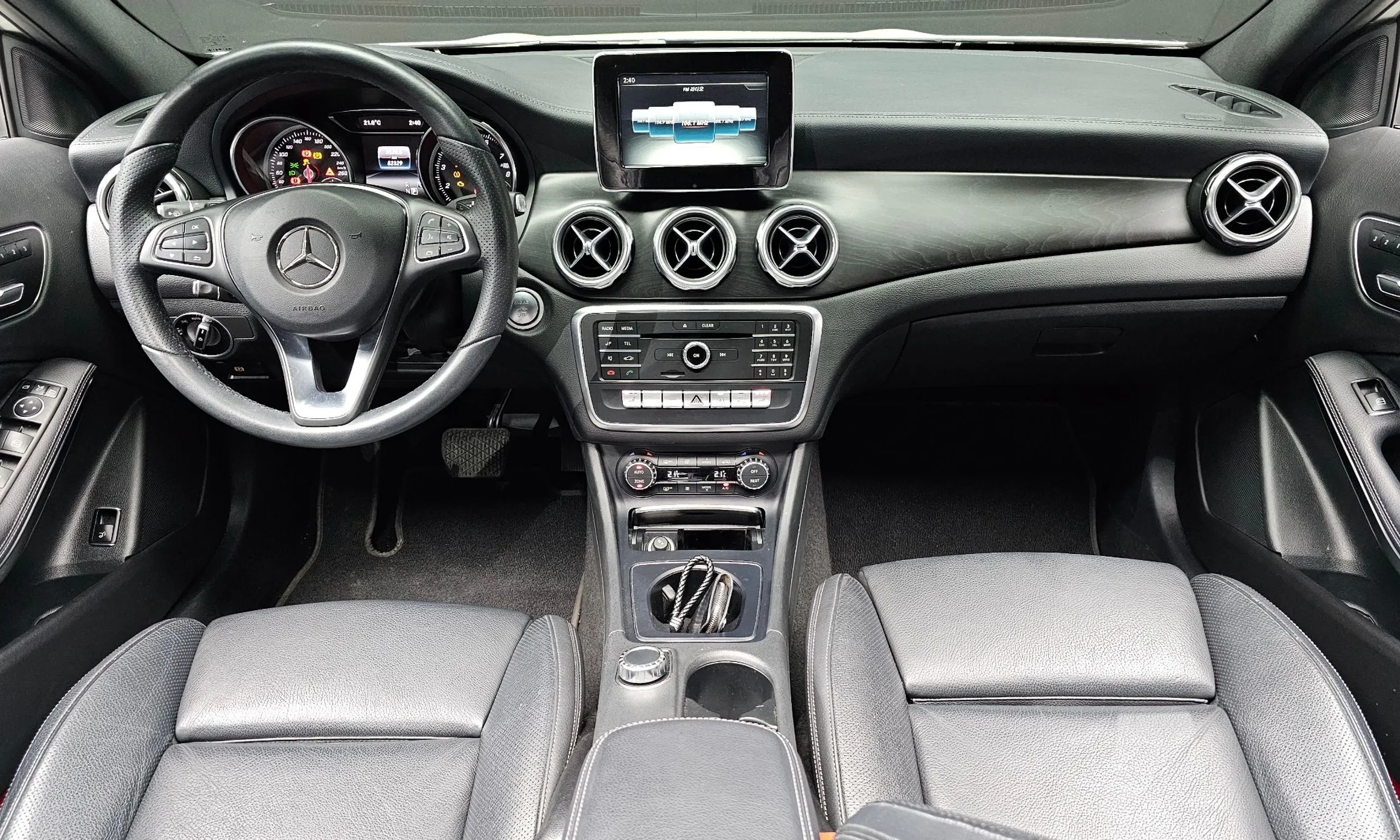 Mercedes Benz GLA-Class X156 превью 4