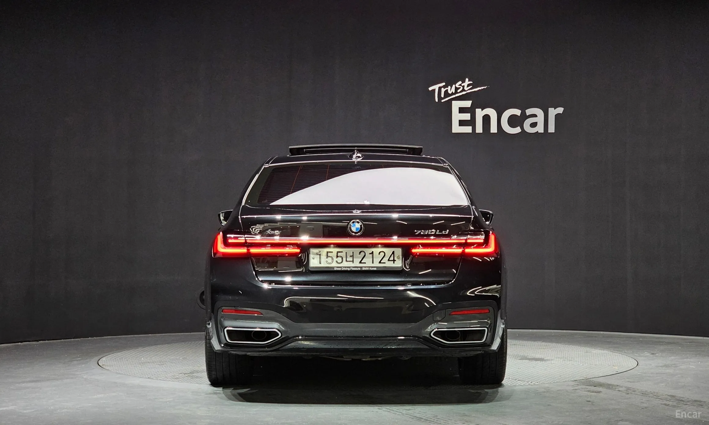 BMW 7 Series (G11) превью 3