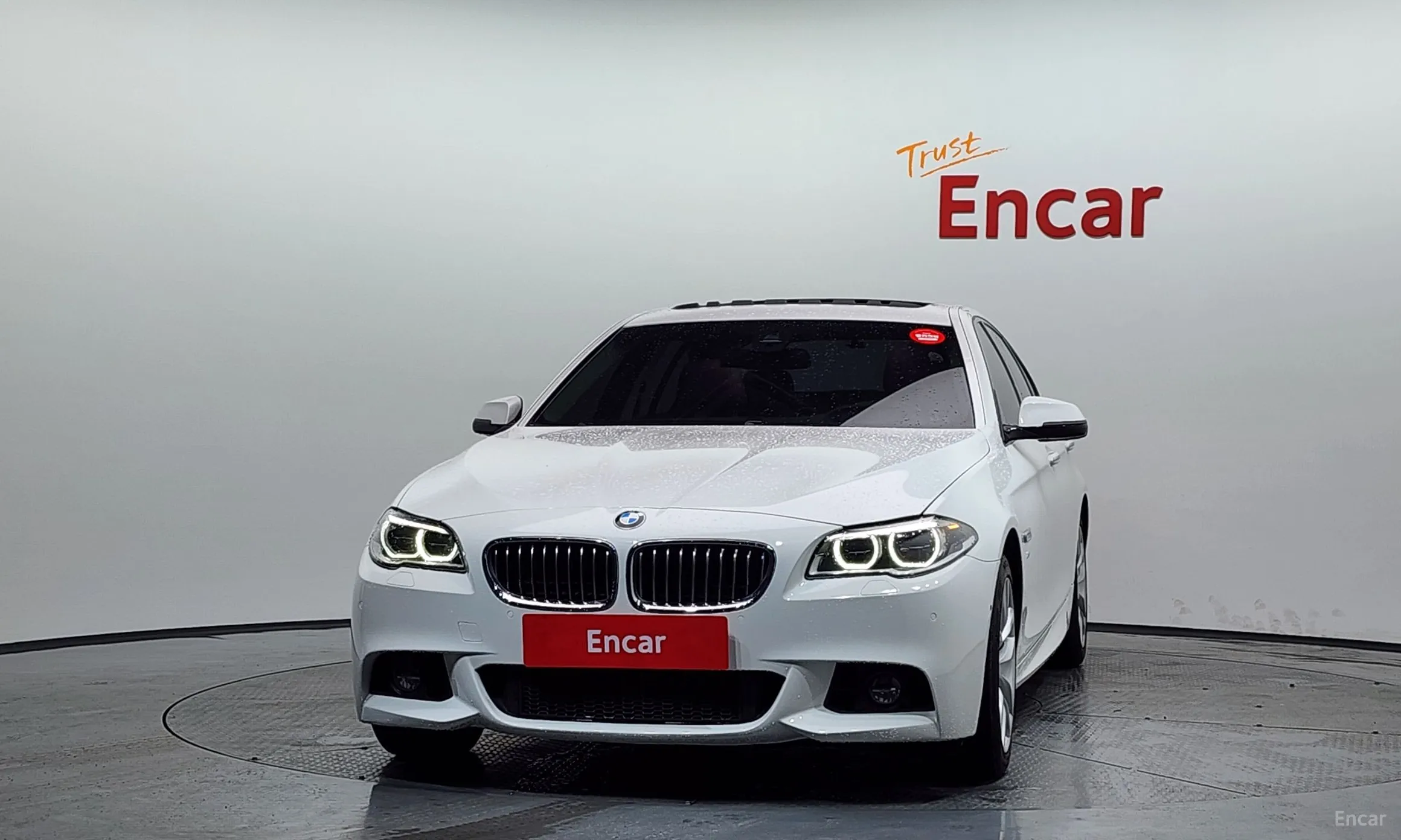 BMW 5 Series (F10) превью 2