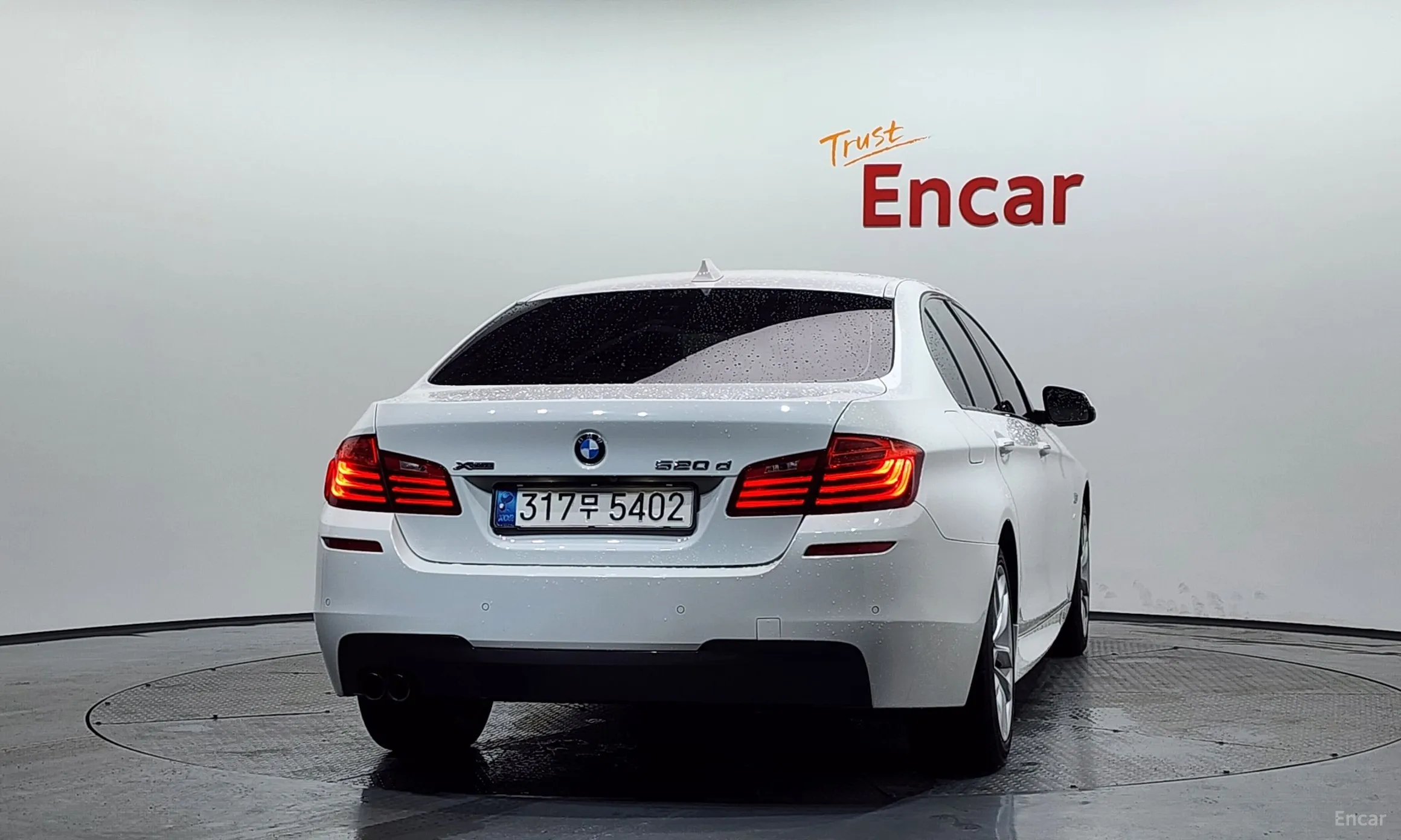 BMW 5 Series (F10) превью 3
