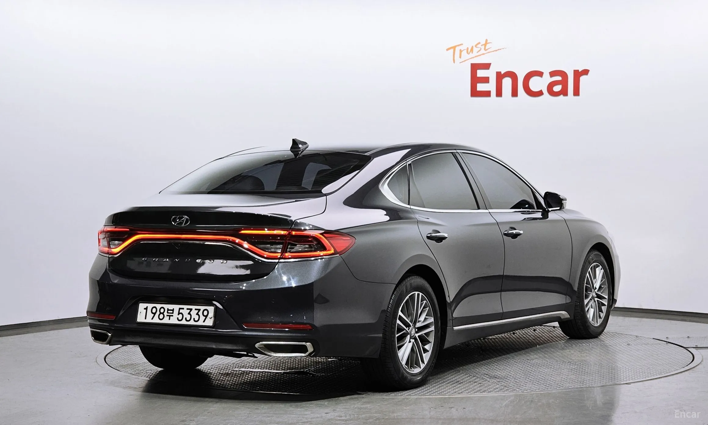 Hyundai Grandeur IG превью 3
