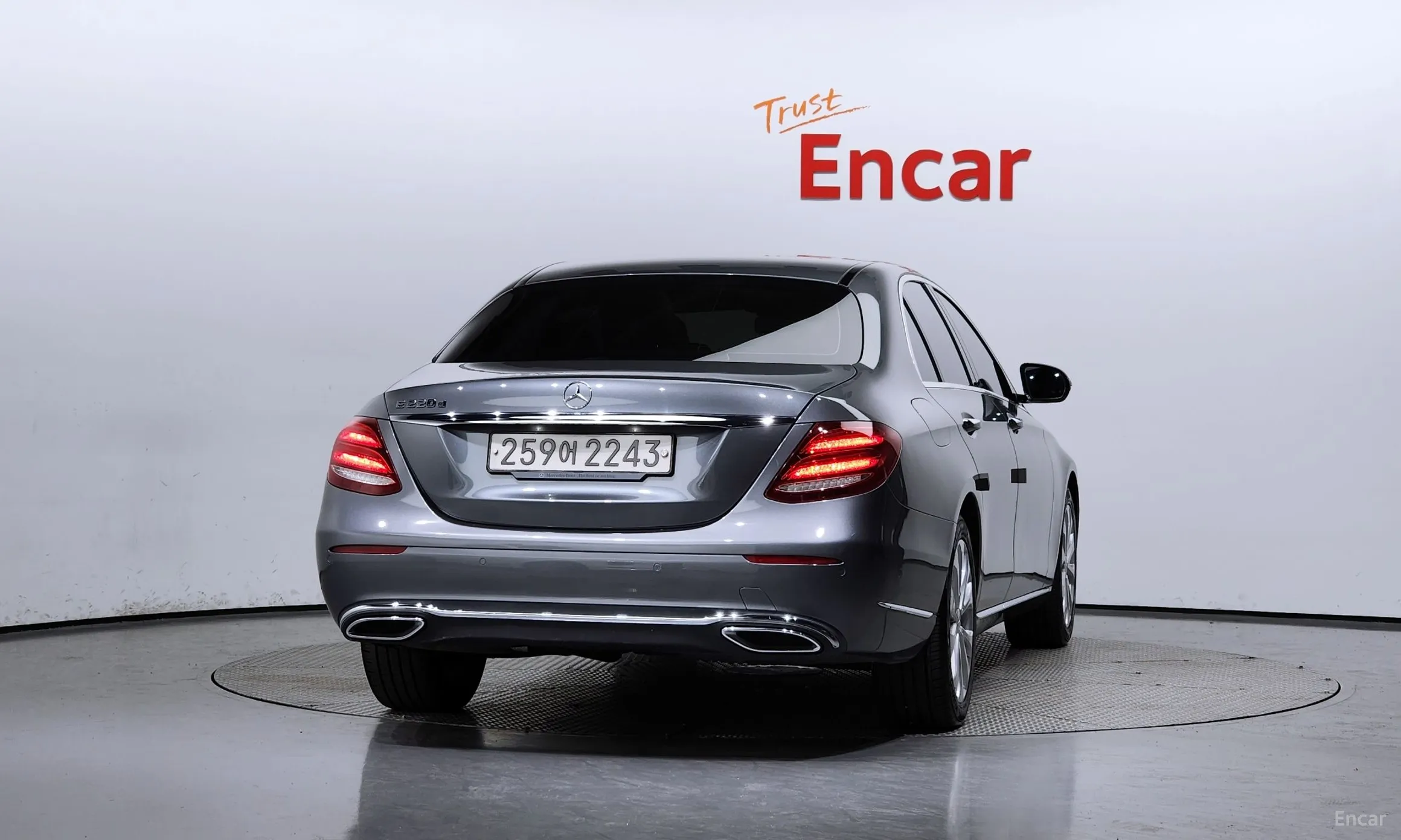 Mercedes Benz E-Class W213 превью 3