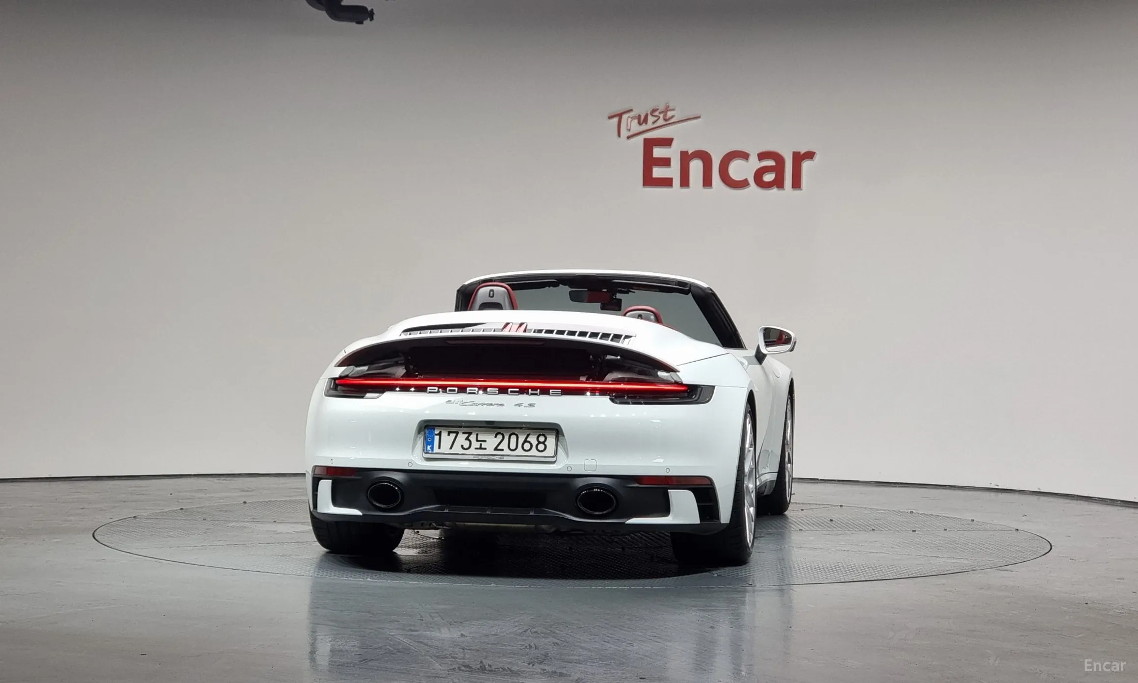 Porsche 911 (992) превью 3