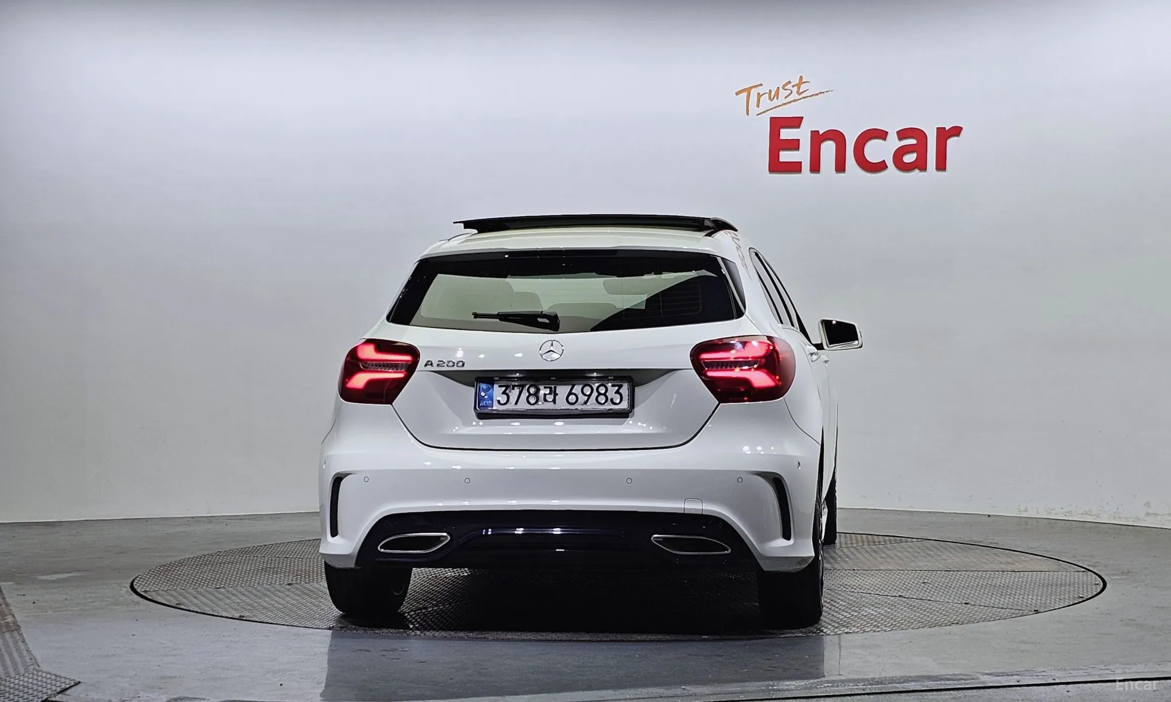 Mercedes Benz A-Class W176 превью 3