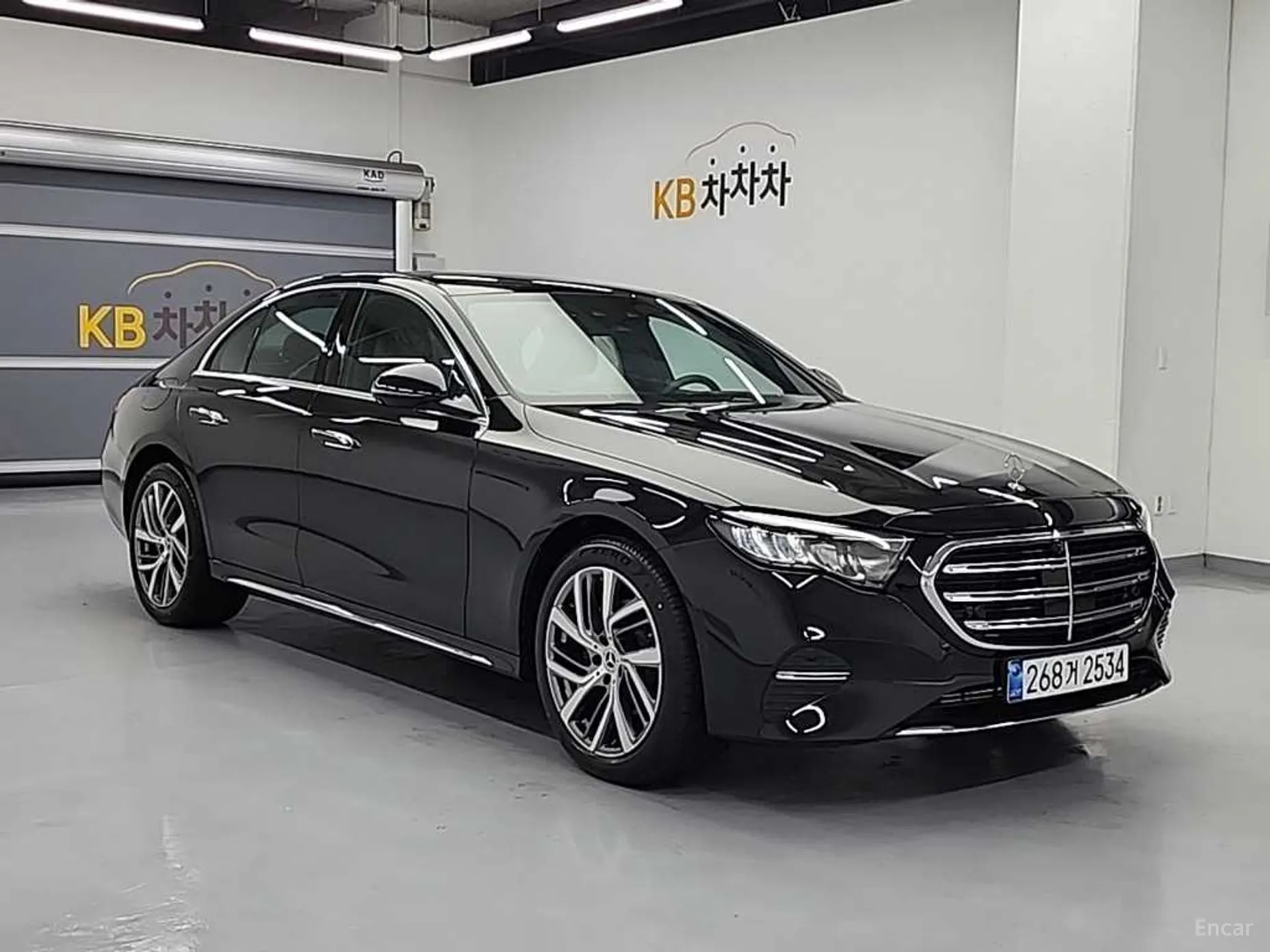 Mercedes Benz E-Class W214 превью 3