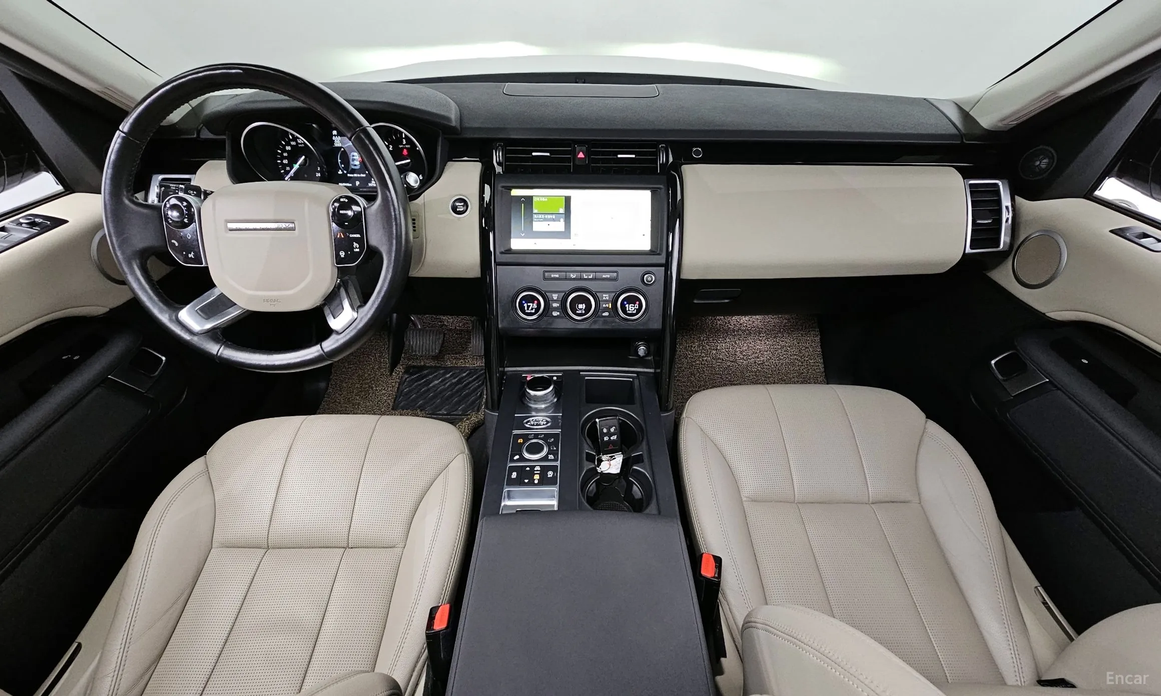 Land Rover Discovery 5 превью 4