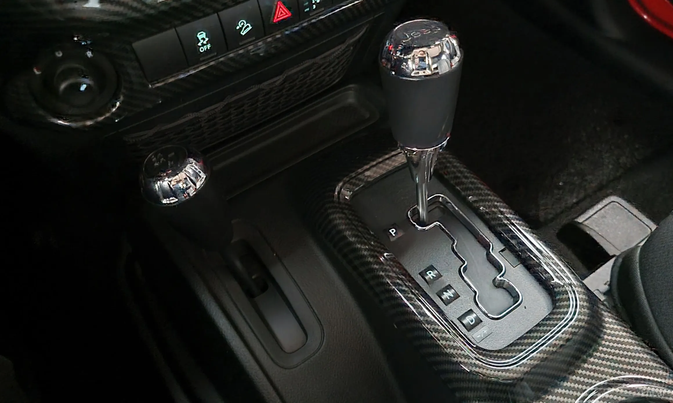 Jeep Wrangler (JK) превью 9