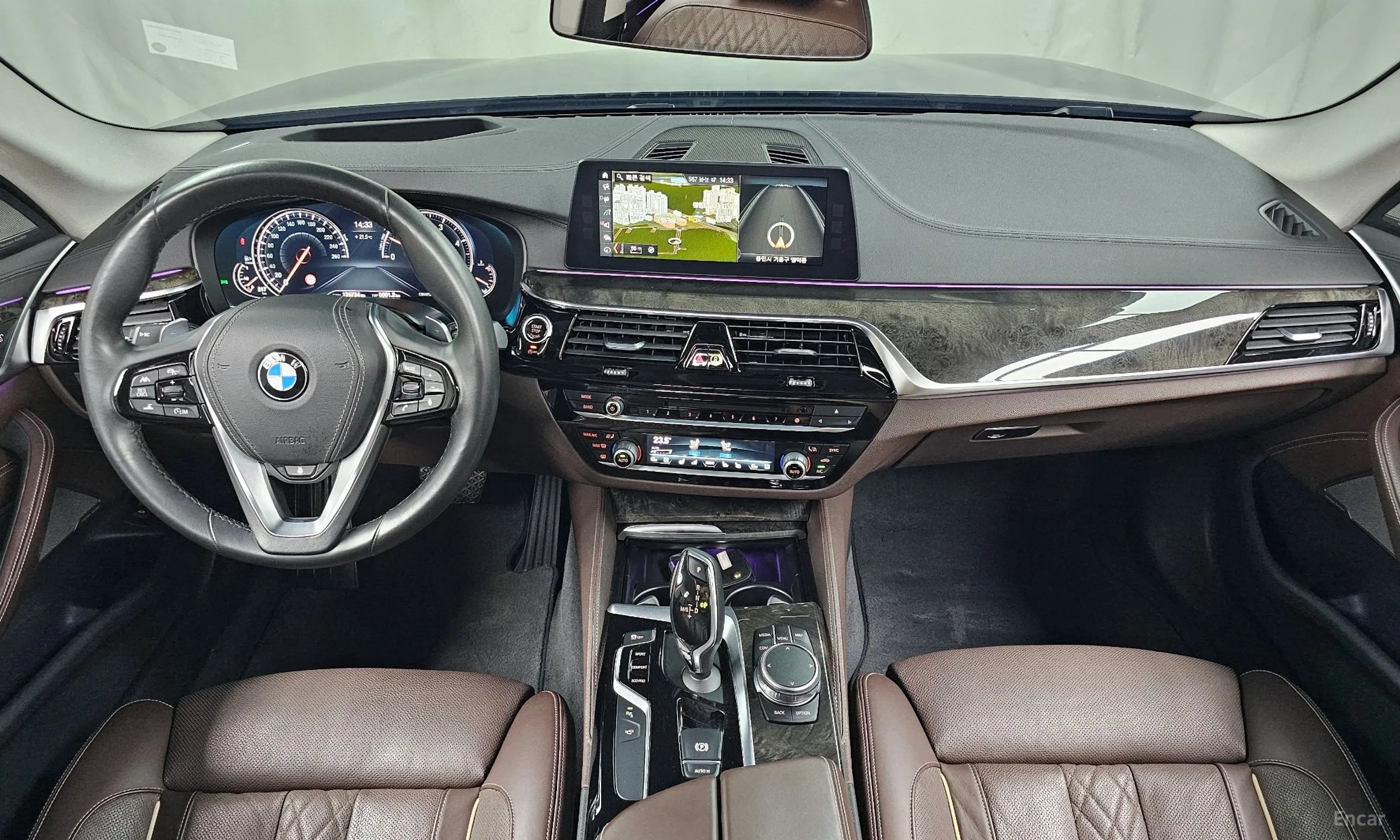 BMW 5 Series (G30) превью 4