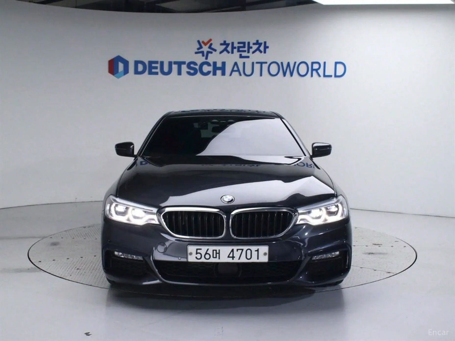 BMW 5 Series (G30) превью 2