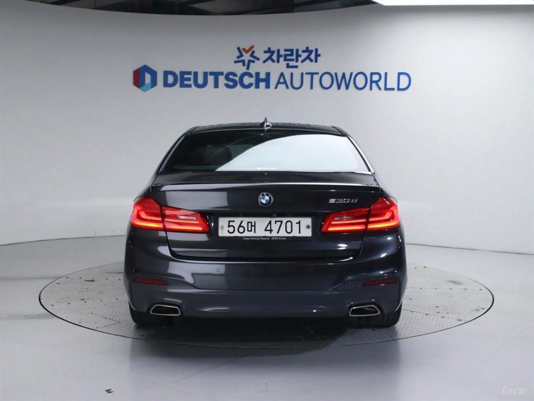 BMW 5 Series (G30) превью 3