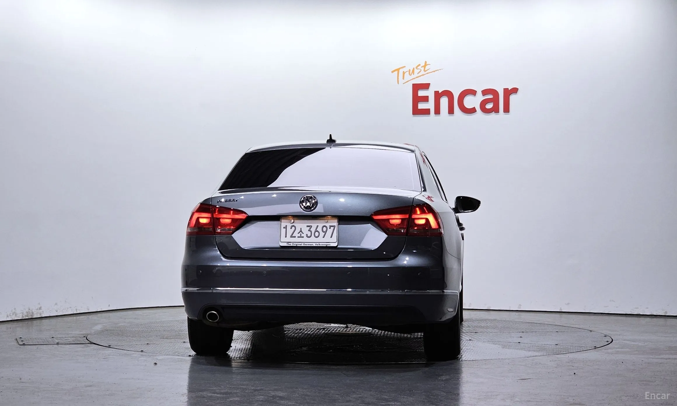 Volkswagen The New Passat превью 3