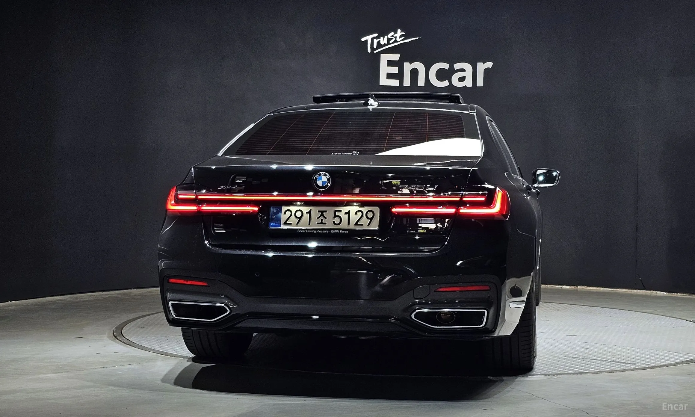 BMW 7 Series (G11) превью 3