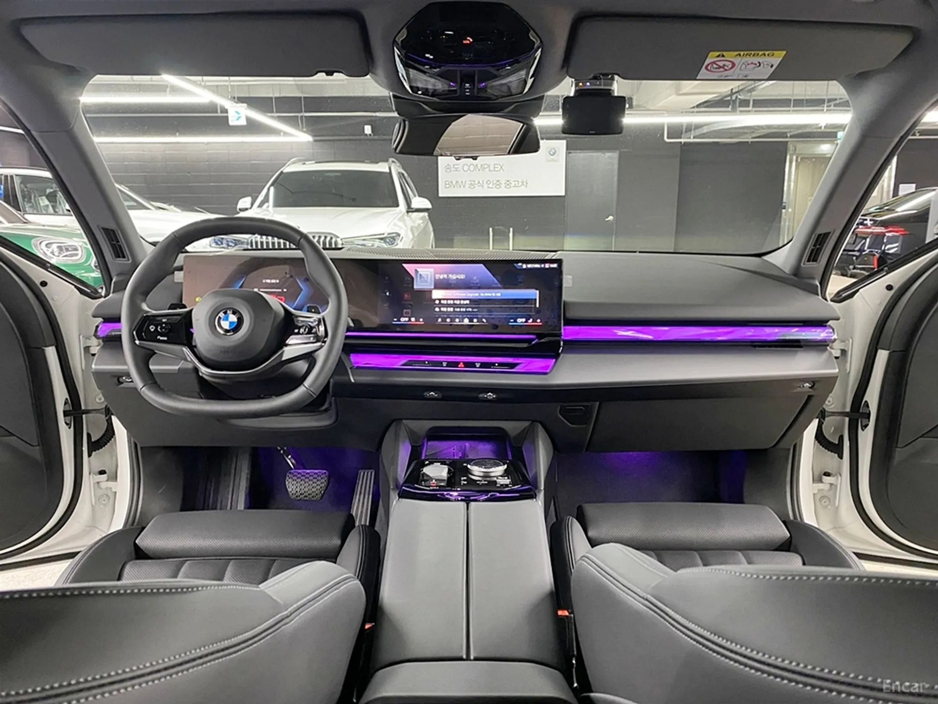 BMW 5 Series (G60) превью 4
