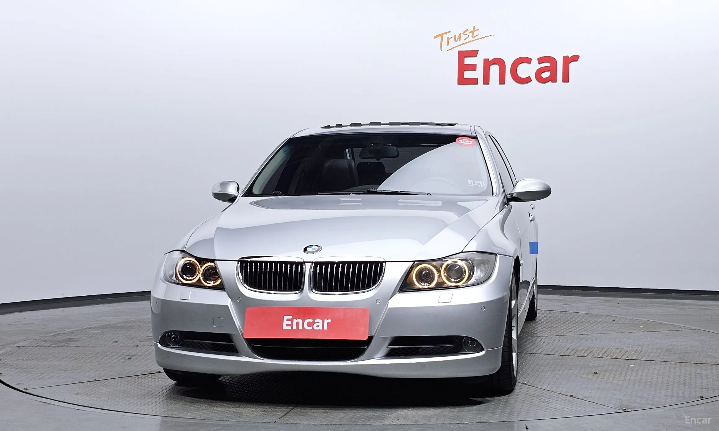 BMW 3 Series (E90) превью 2