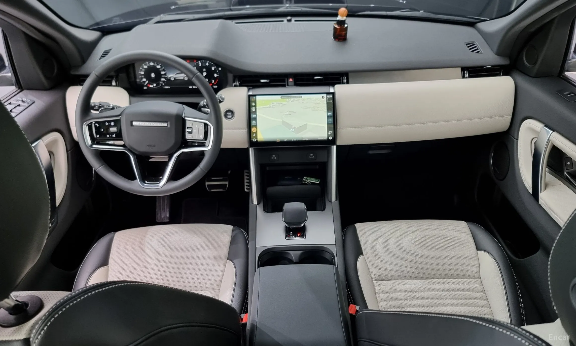 Land Rover Discovery Sports превью 4