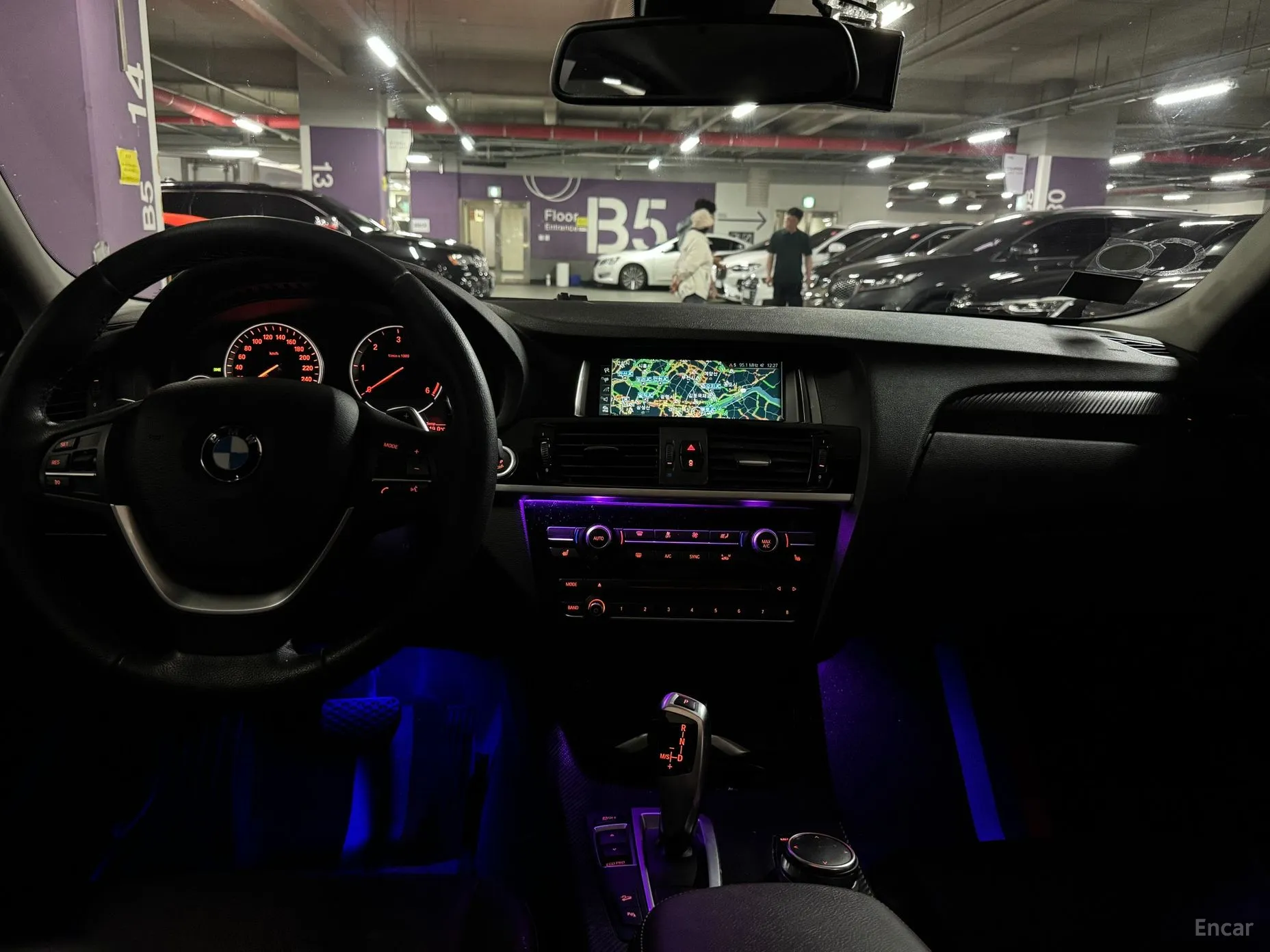 BMW X4 (F26) превью 4