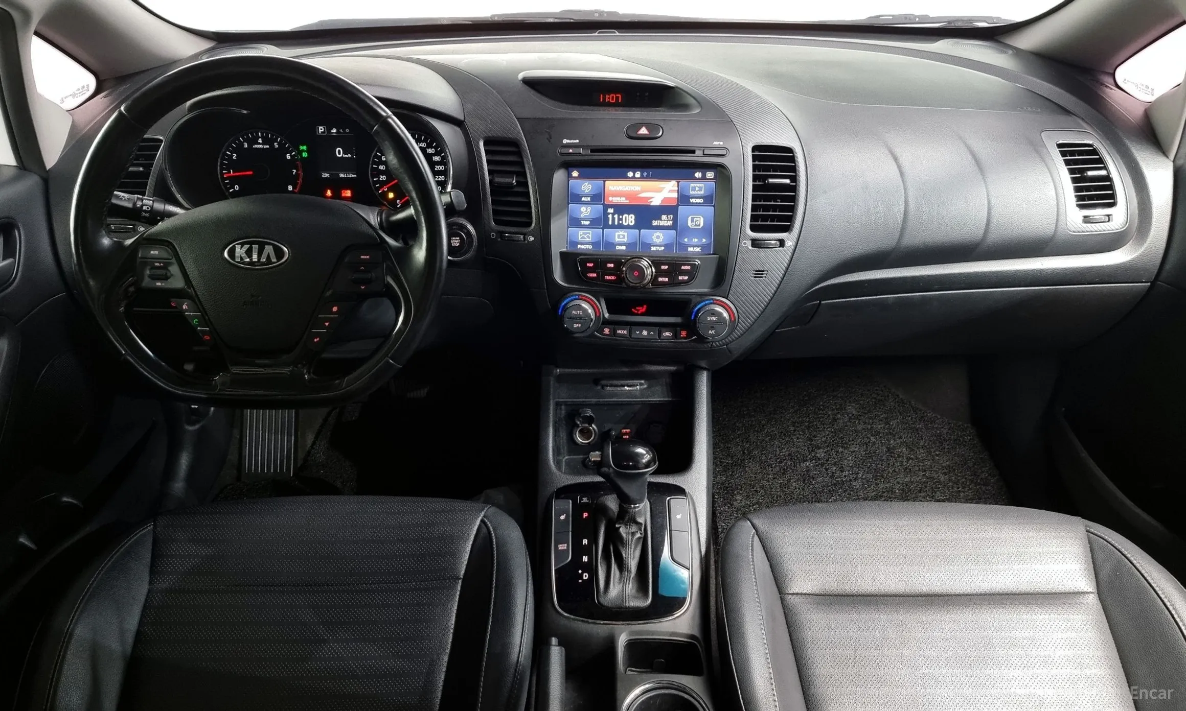 Kia K3 превью 4