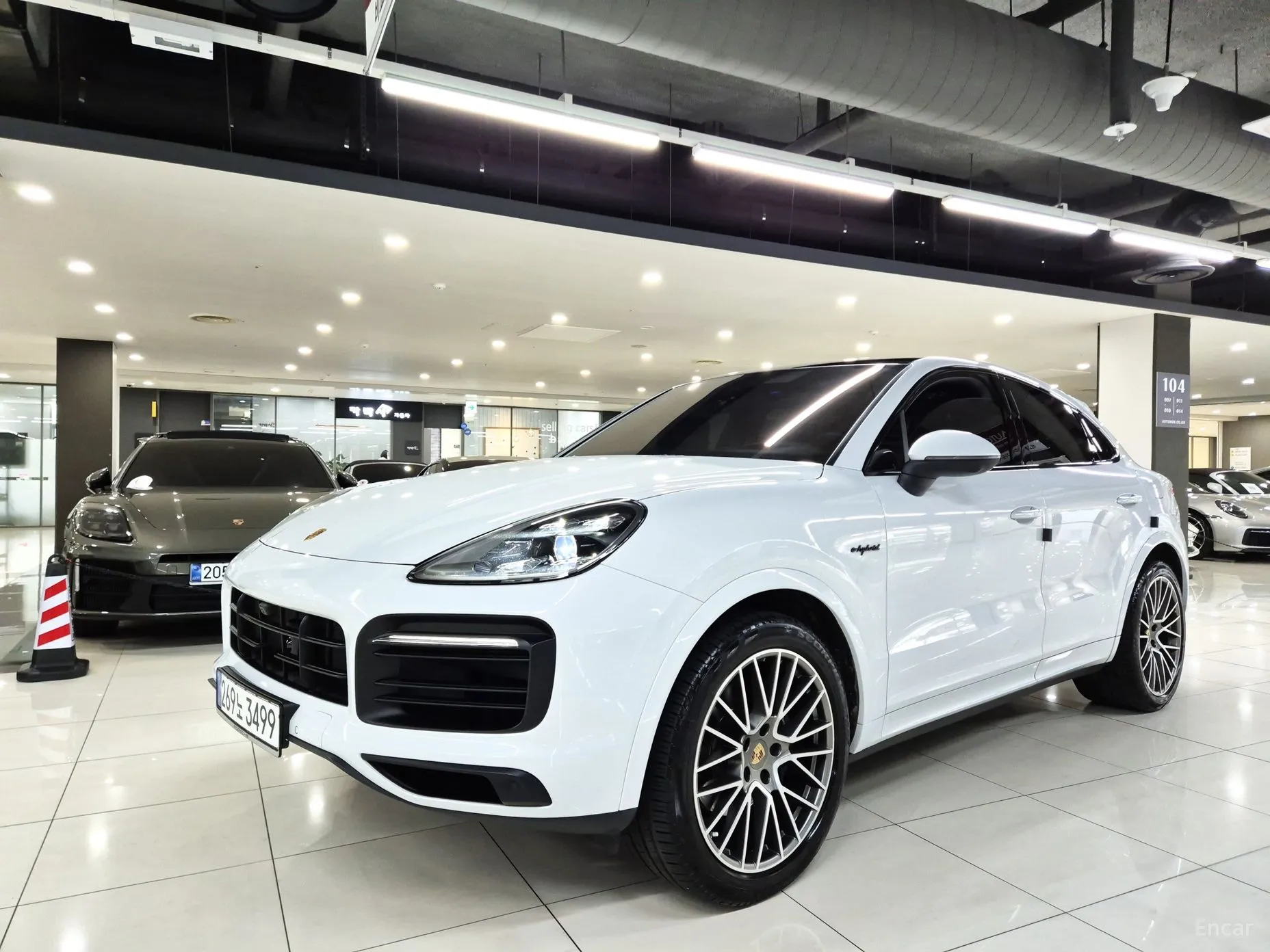 Porsche Cayenne (PO536) превью 2