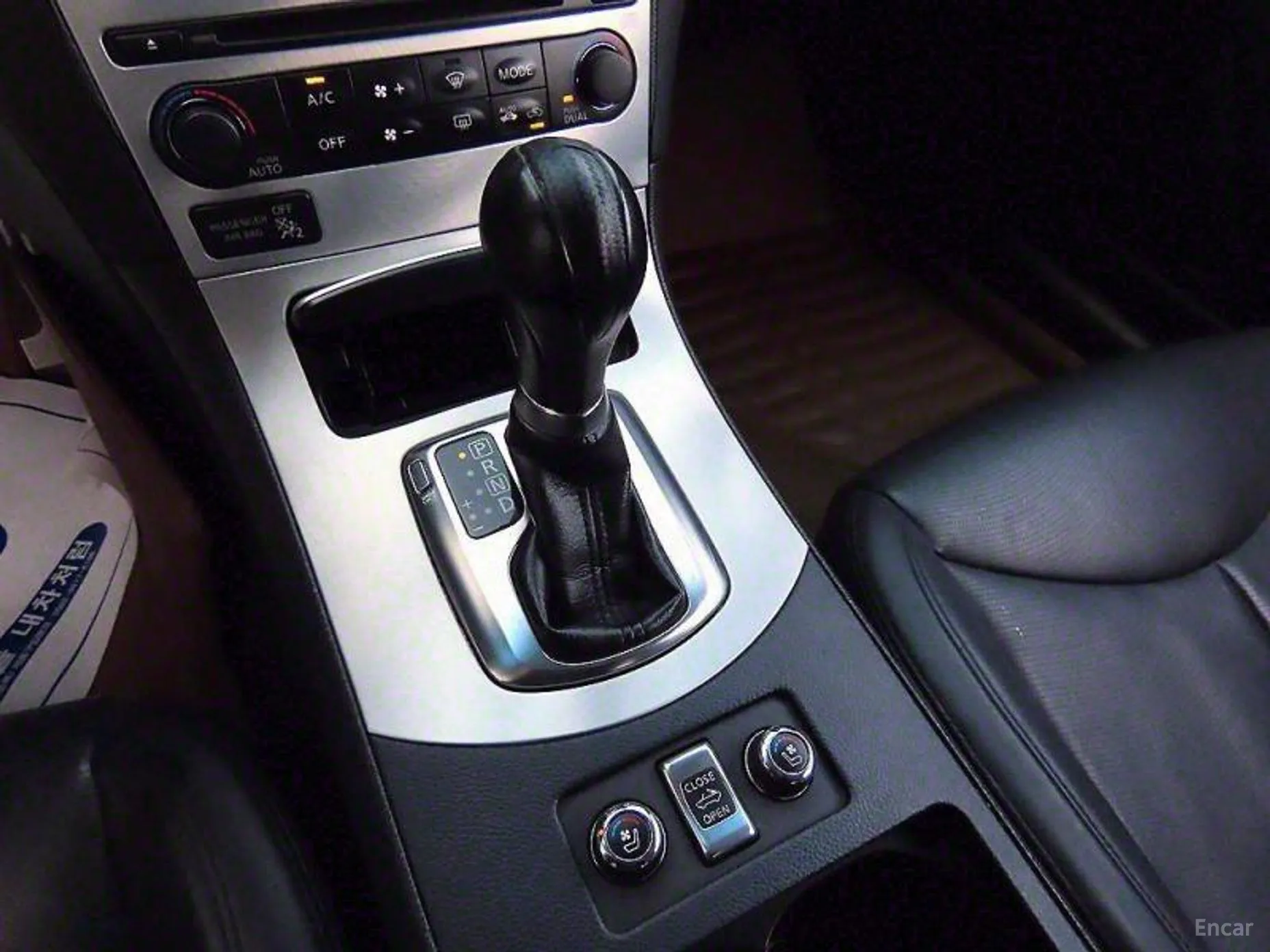 Infiniti G37 превью 9