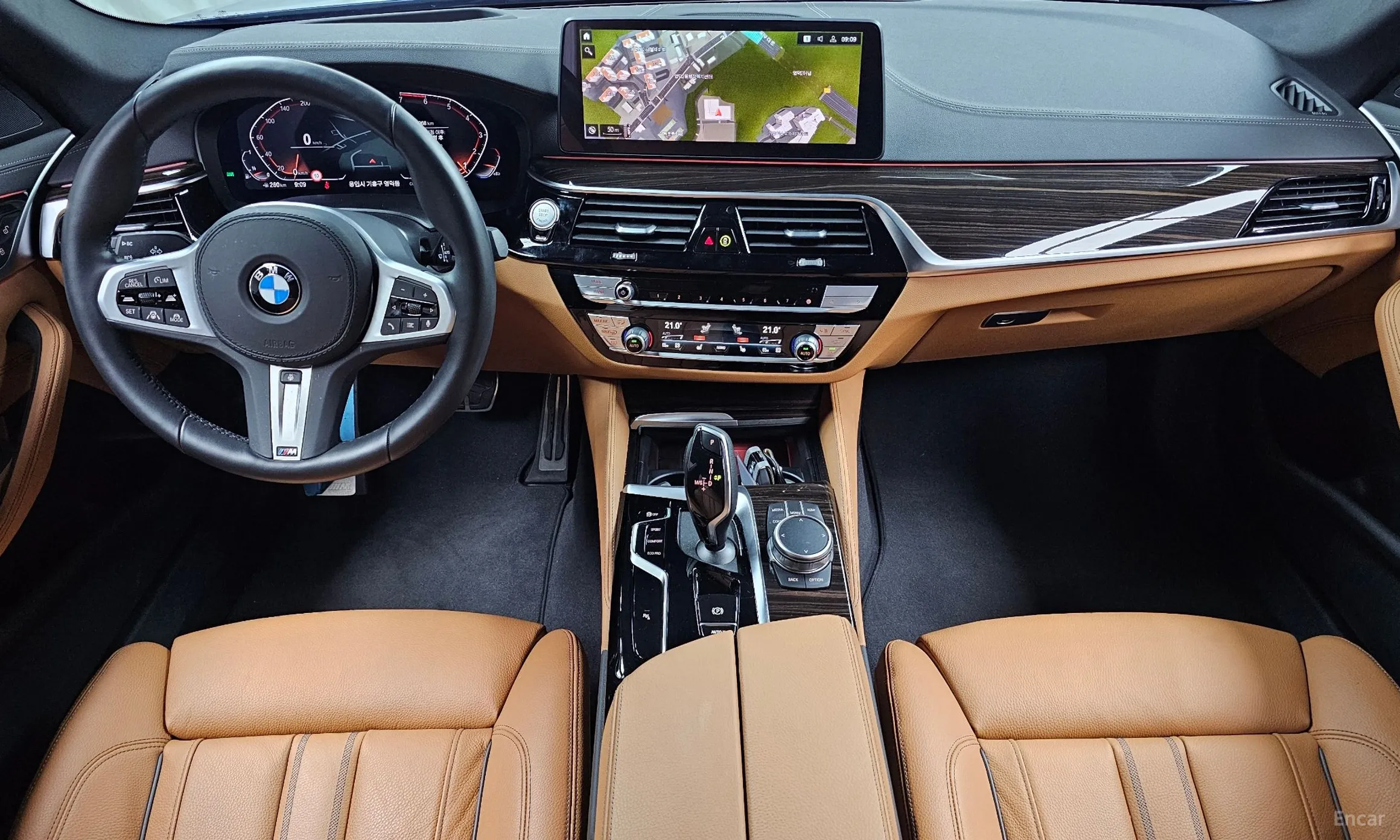 BMW 5 Series (G30) превью 4