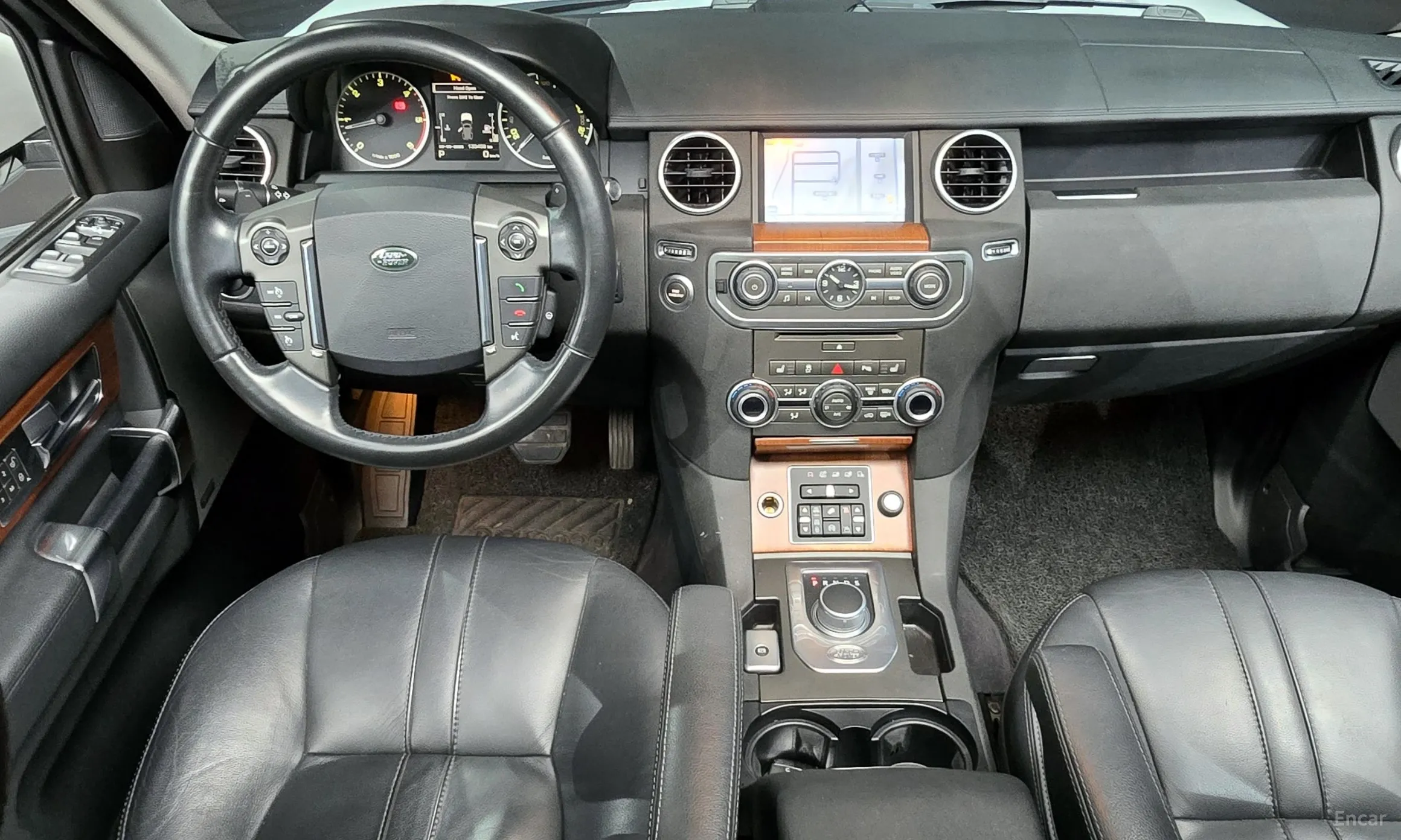 Land Rover Discovery 4 превью 4