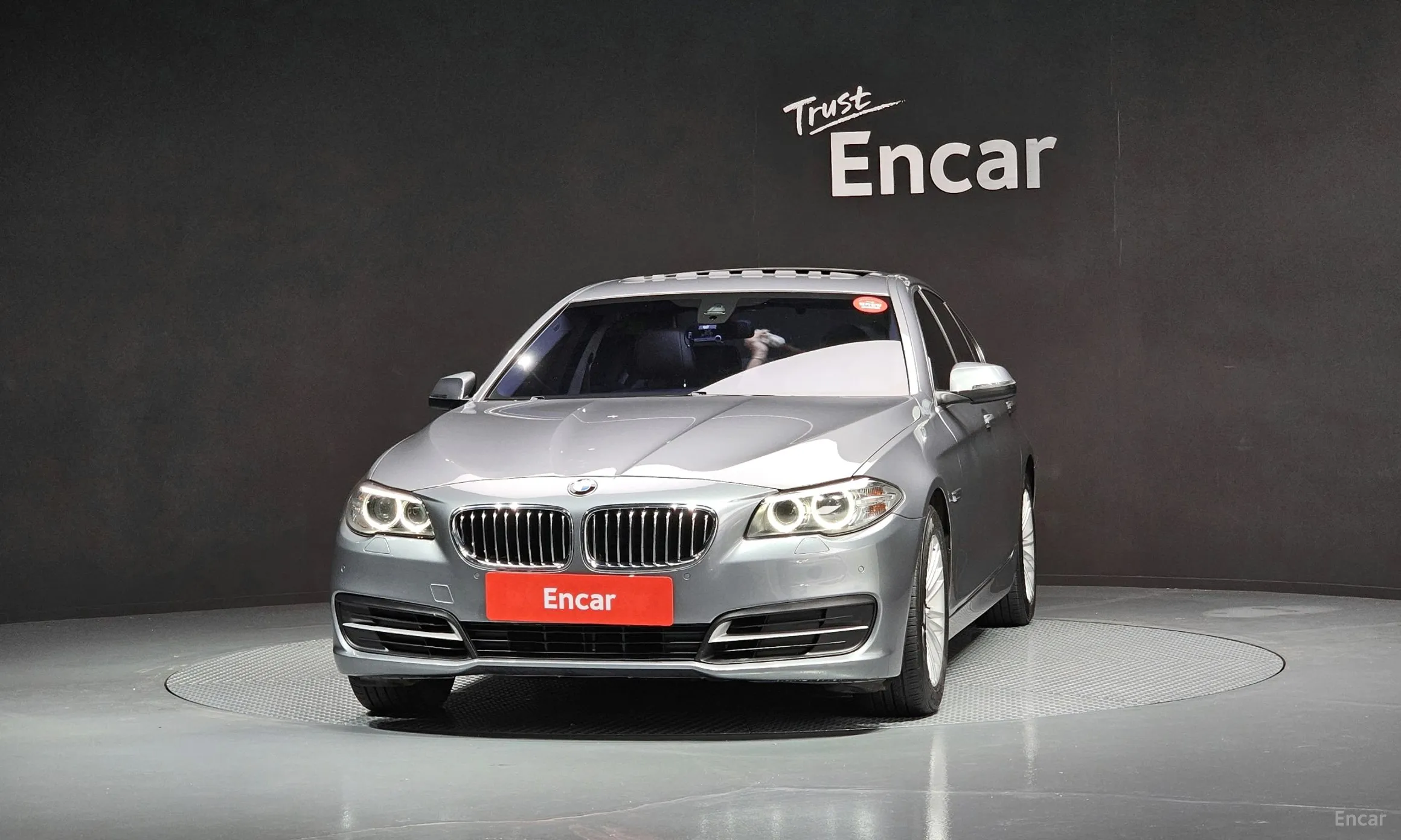 BMW 5 Series (F10) превью 2