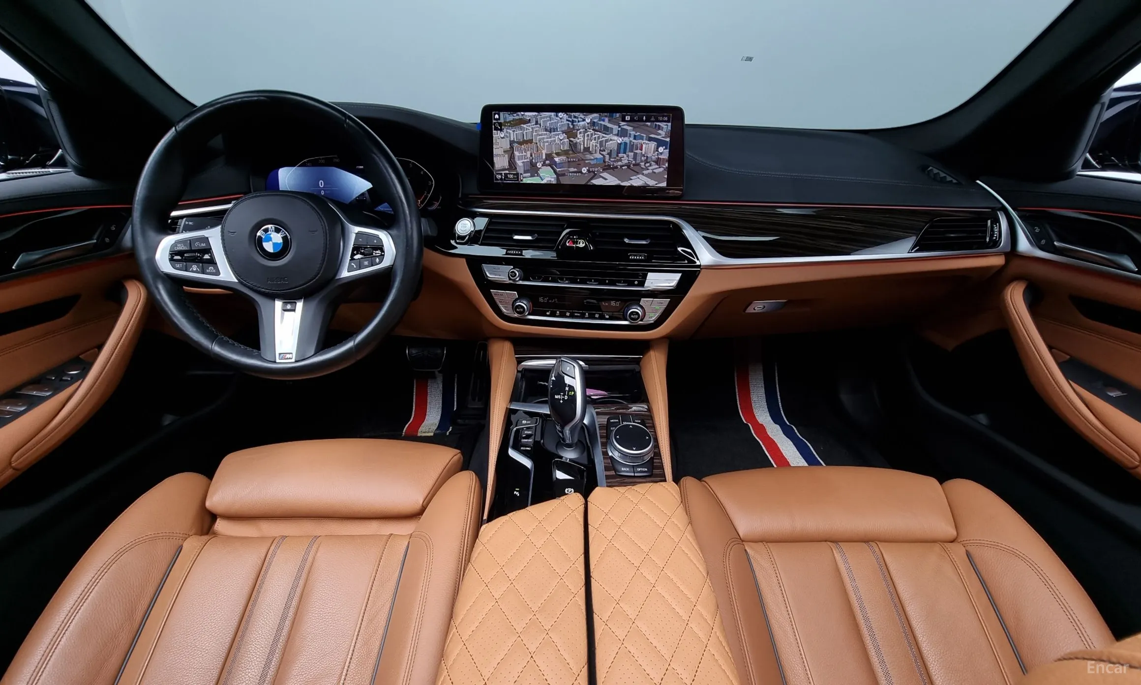 BMW 5 Series (G30) превью 4