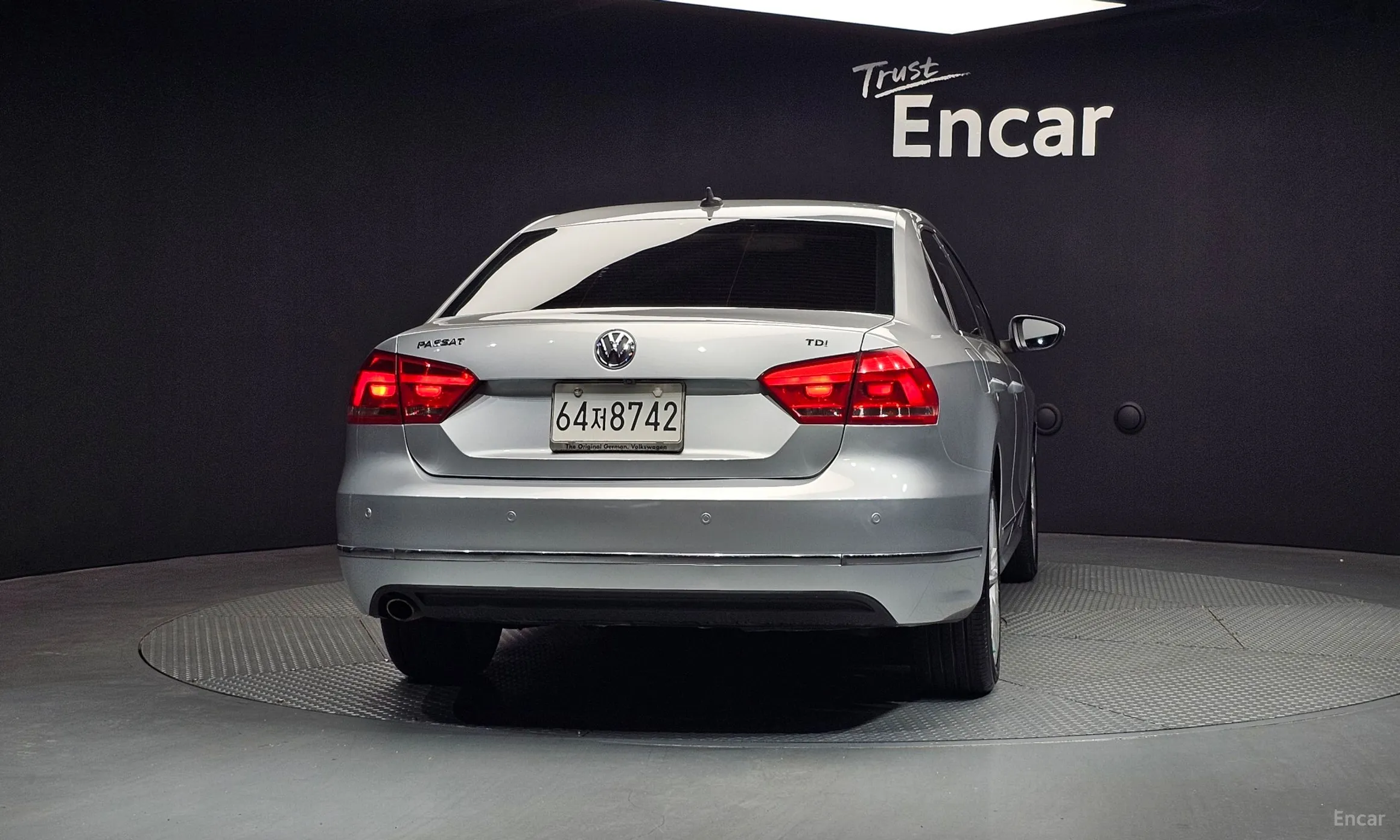 Volkswagen The New Passat превью 3