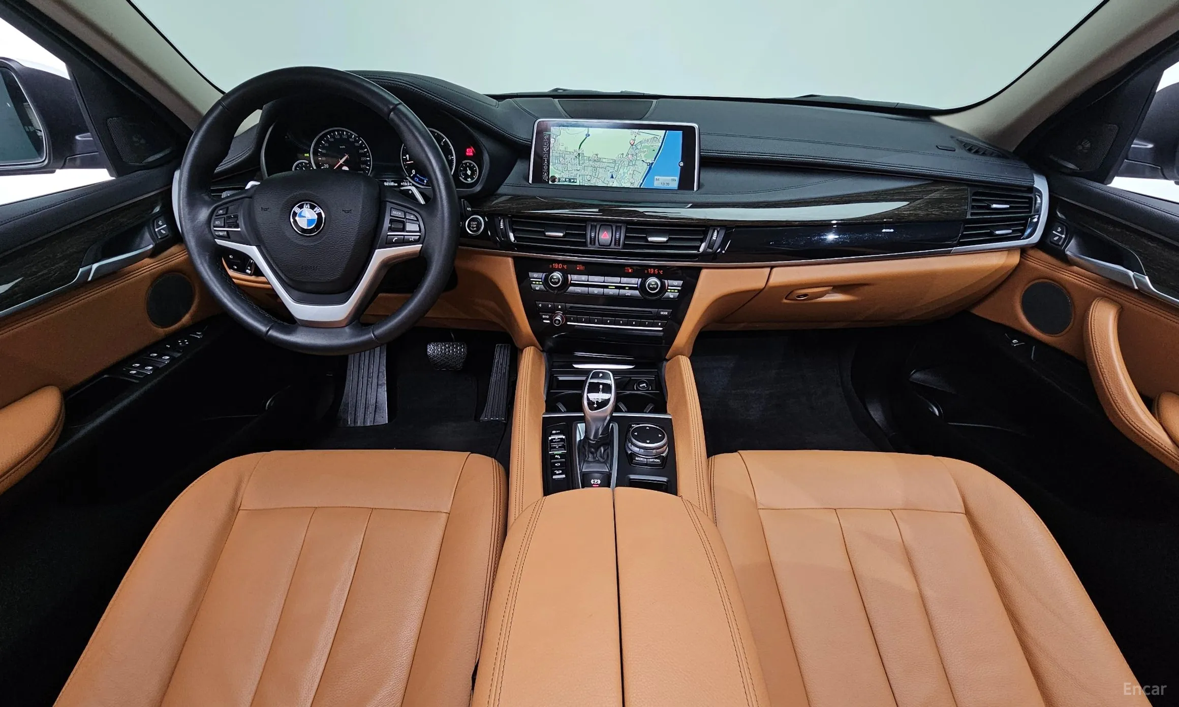 BMW X6 (F16) превью 4