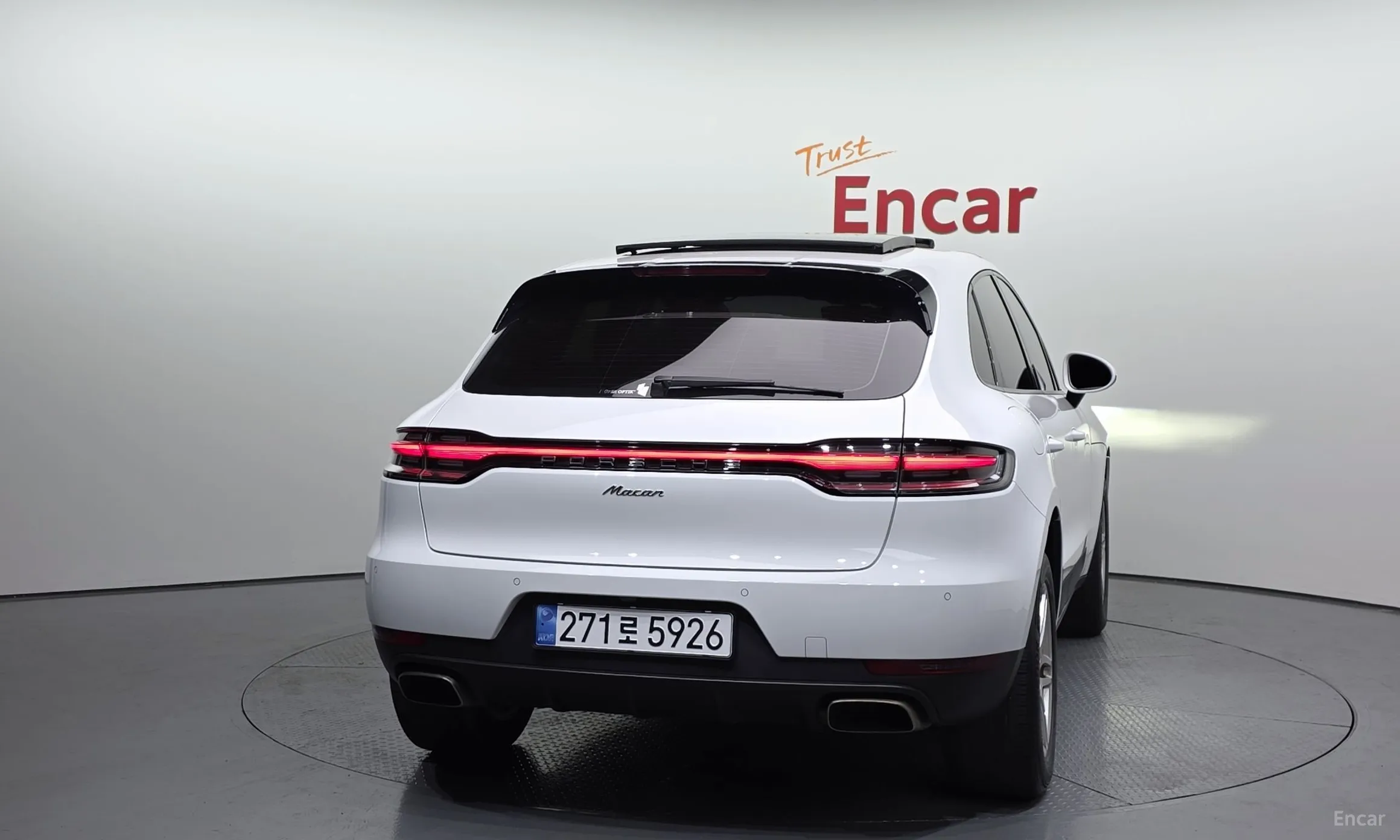 Porsche Macan превью 3