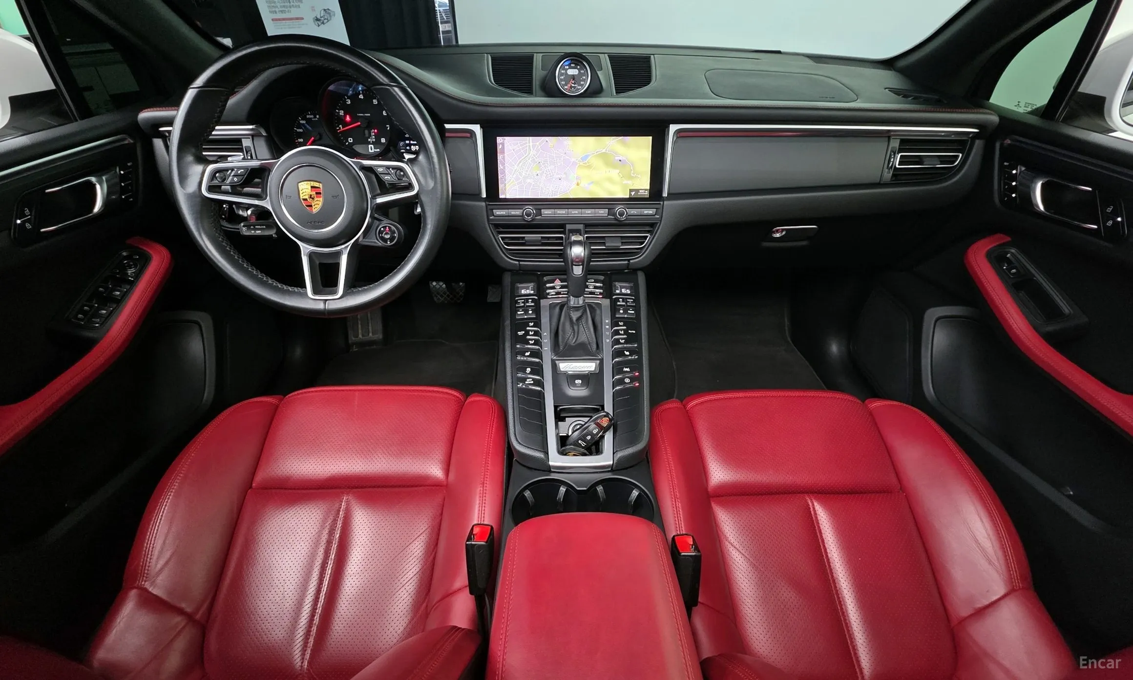 Porsche Macan превью 4