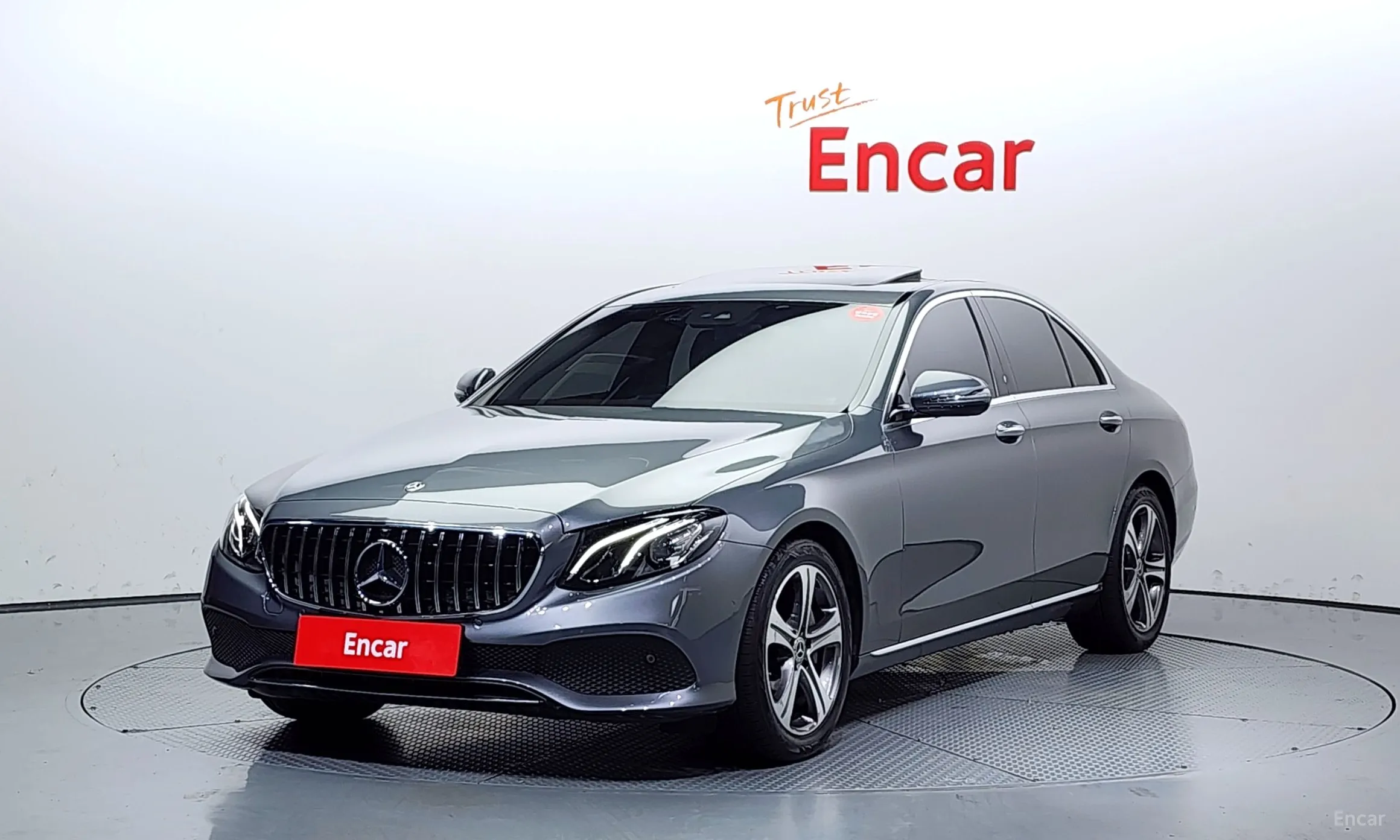 Mercedes Benz E-Class W213