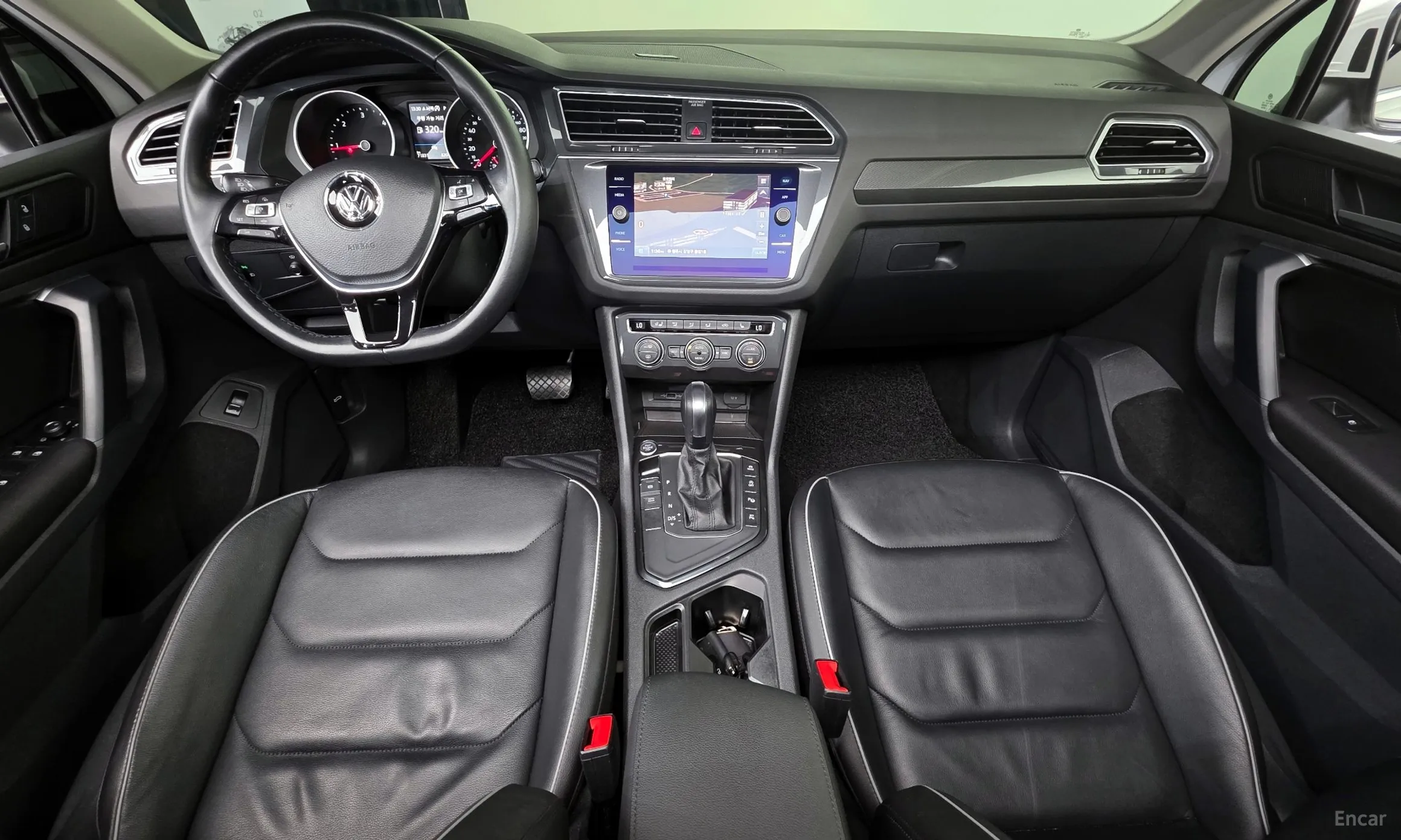 Volkswagen Tiguan 2nd Generation превью 4