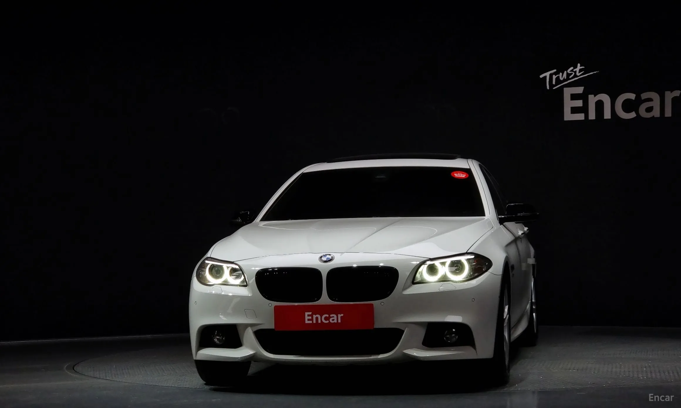 BMW 5 Series (F10) превью 2