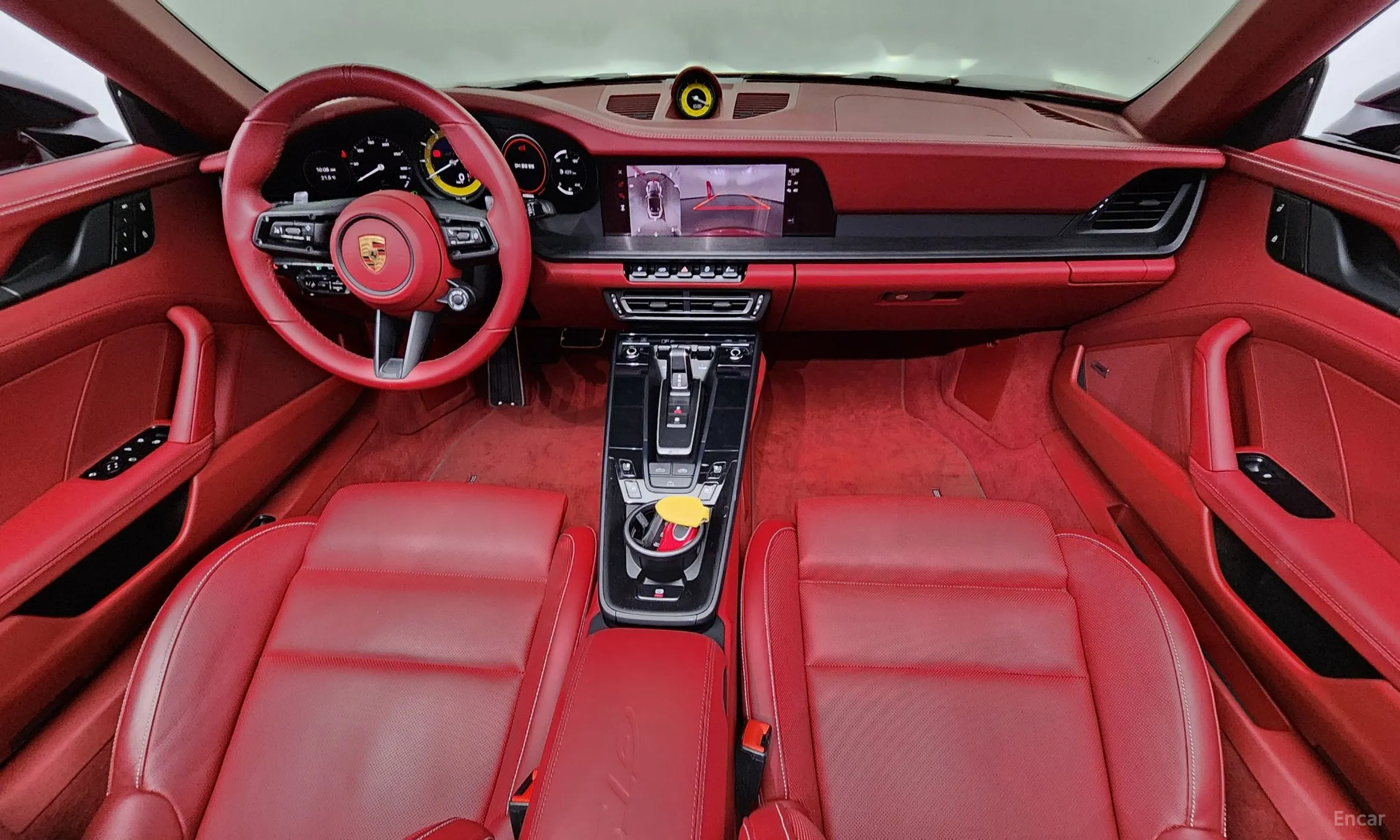 Porsche 911 (992) превью 4