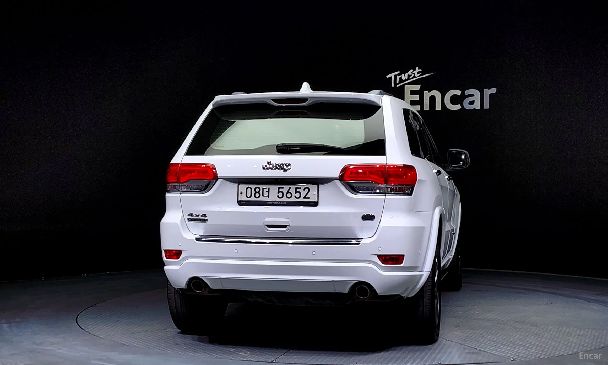 Jeep Grand Cherokee превью 4
