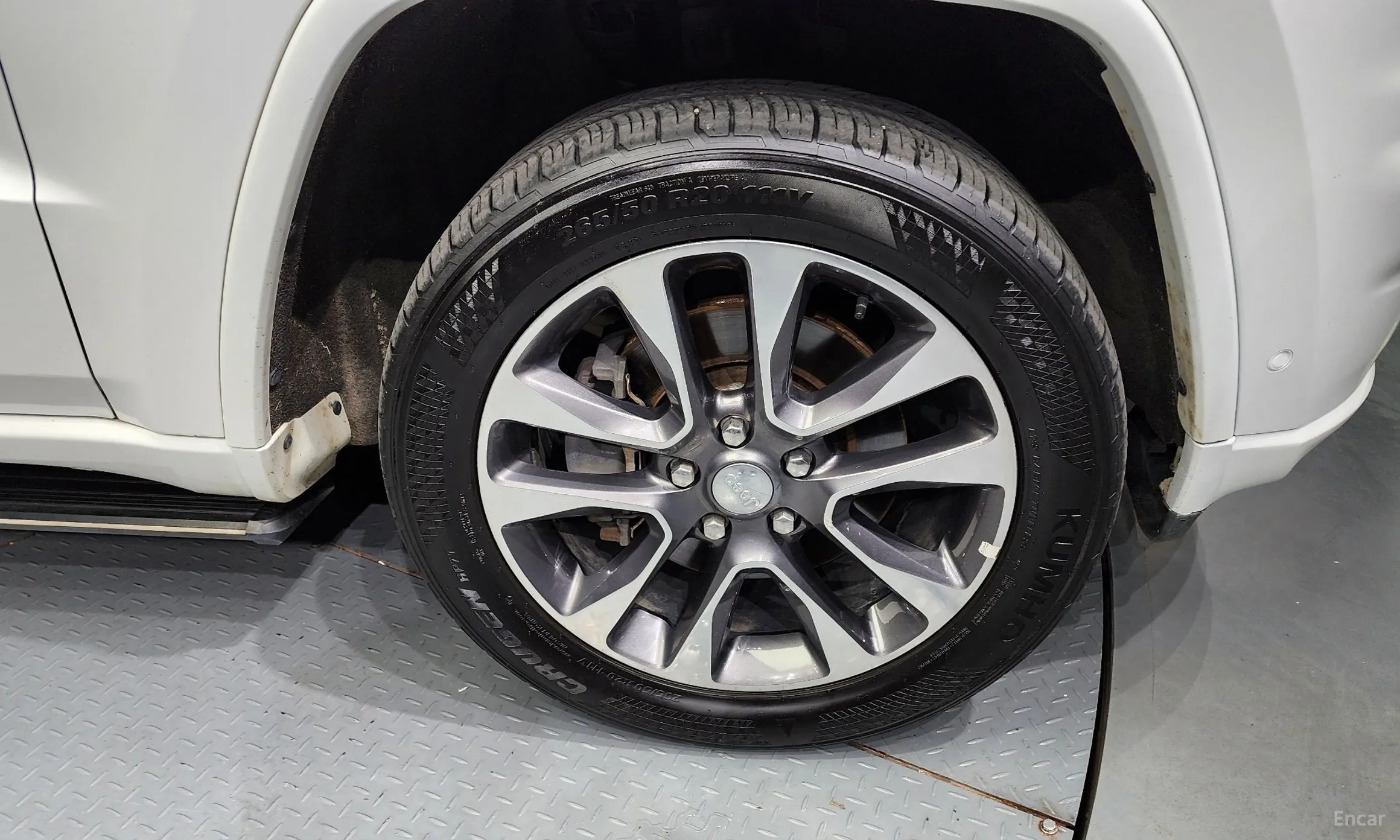 Jeep Grand Cherokee превью 5