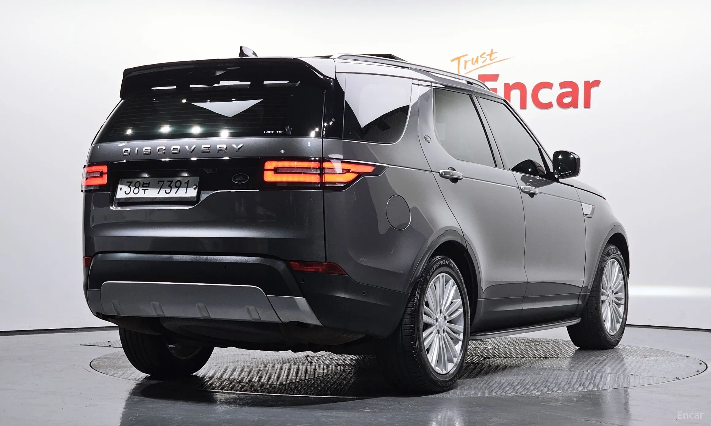 Land Rover Discovery 5 превью 2