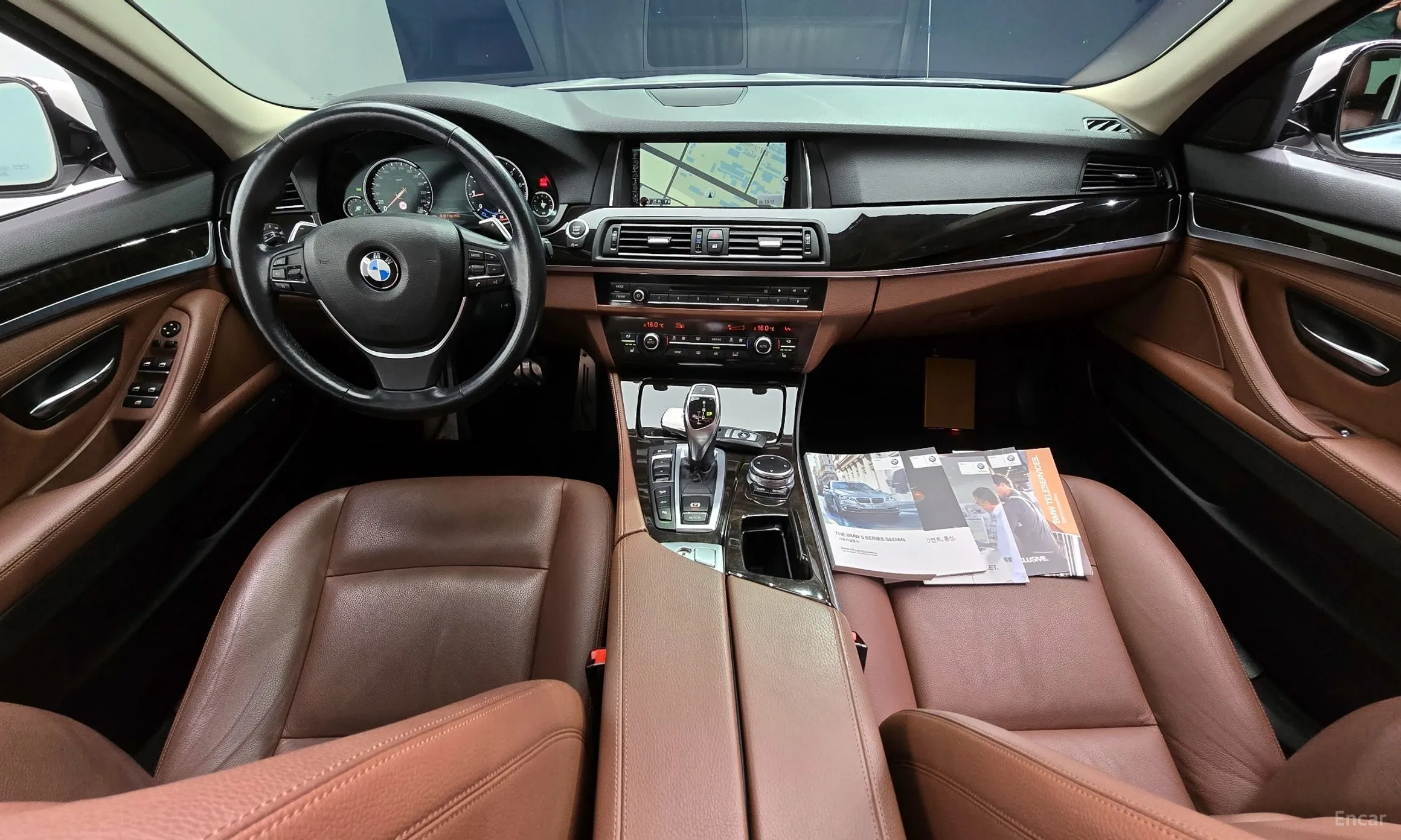 BMW 5 Series (F10) превью 4