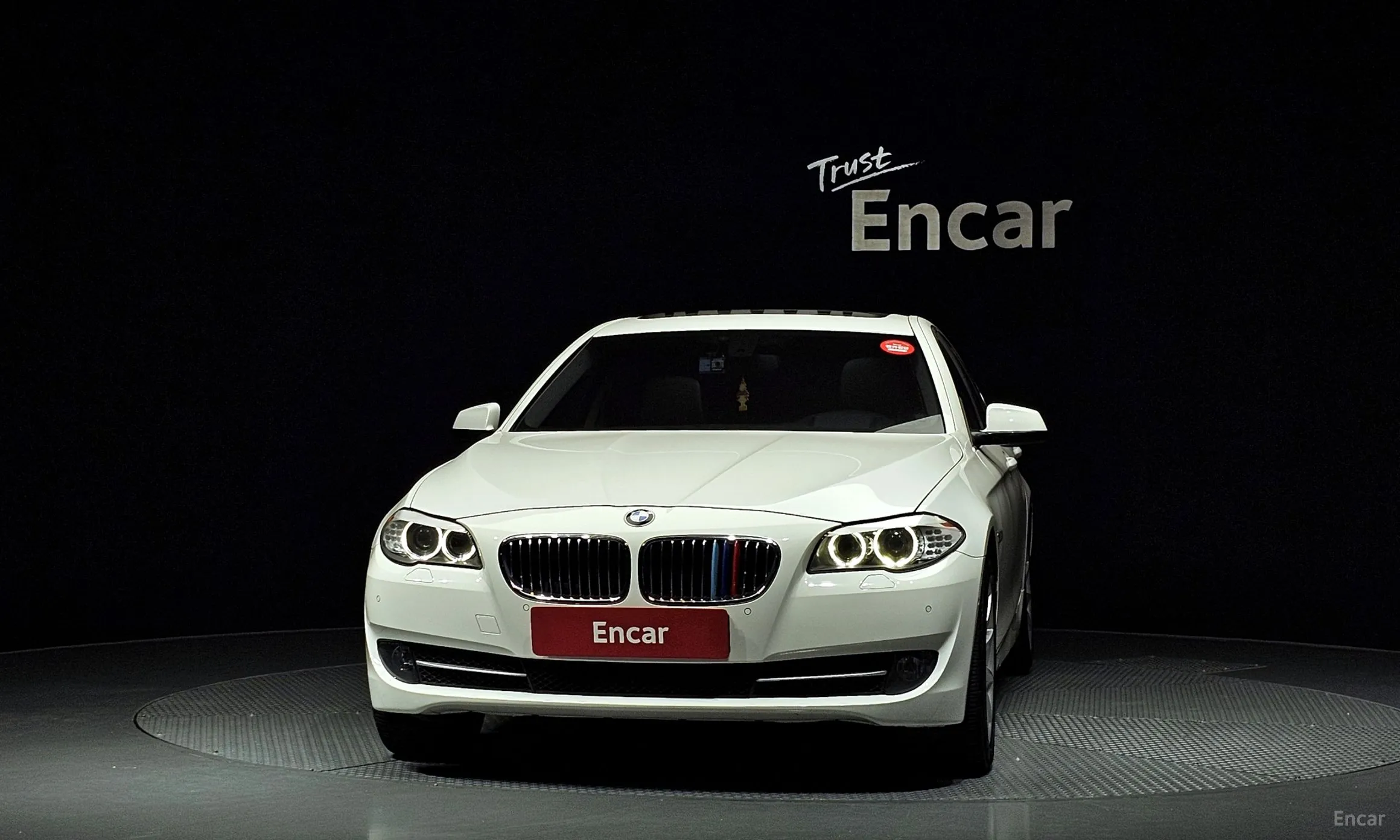 BMW 5 Series (F10) превью 2