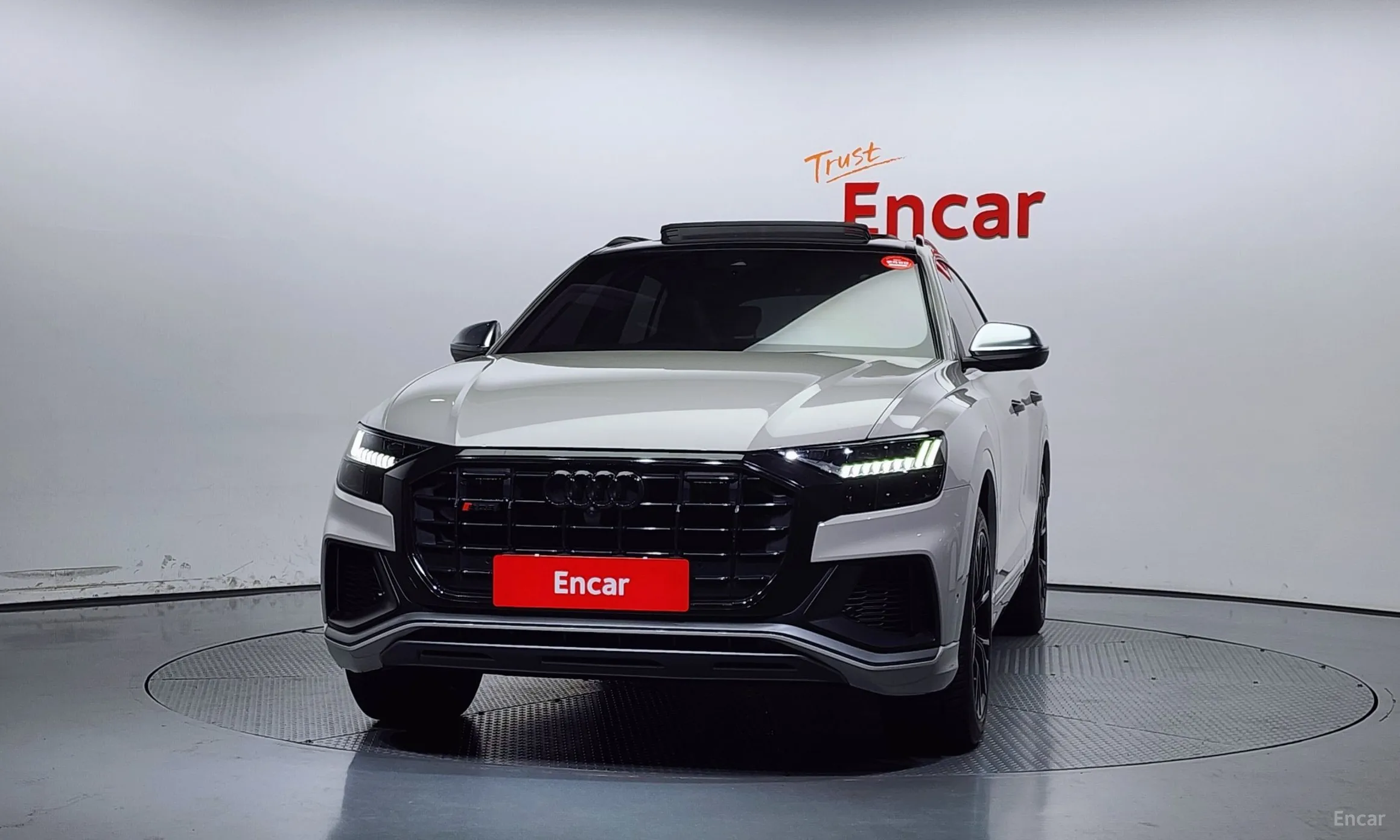 Audi Q8 (4M)