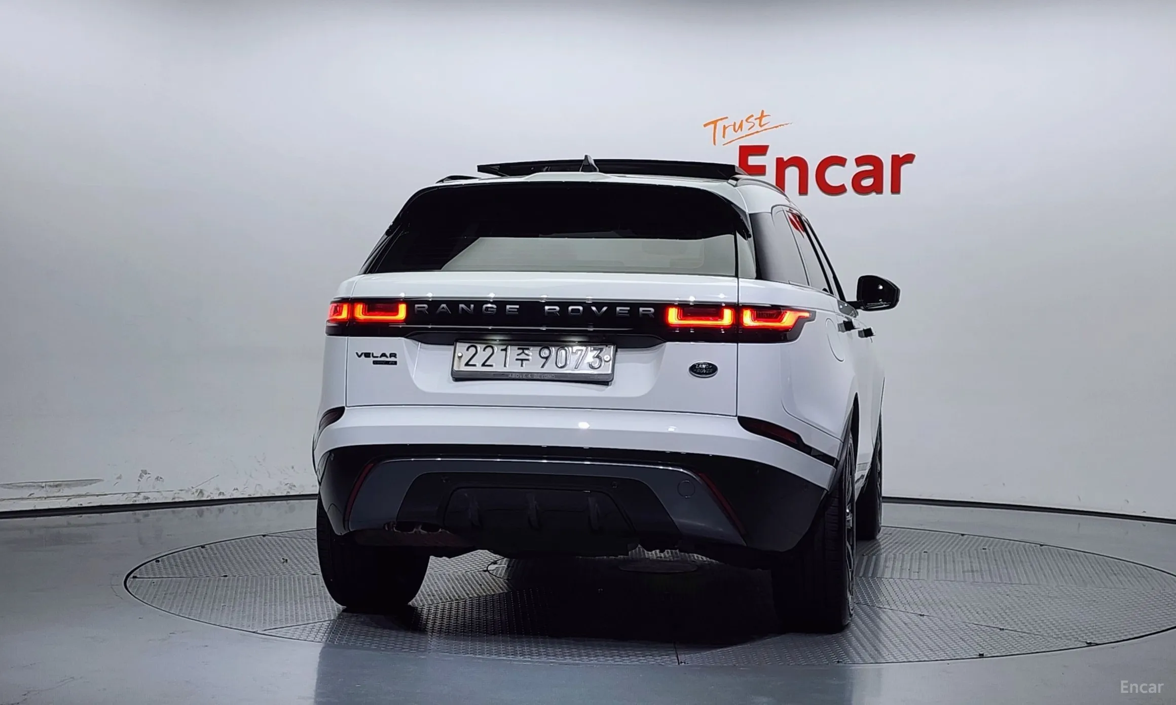 Land Rover Range Rover Bella превью 3