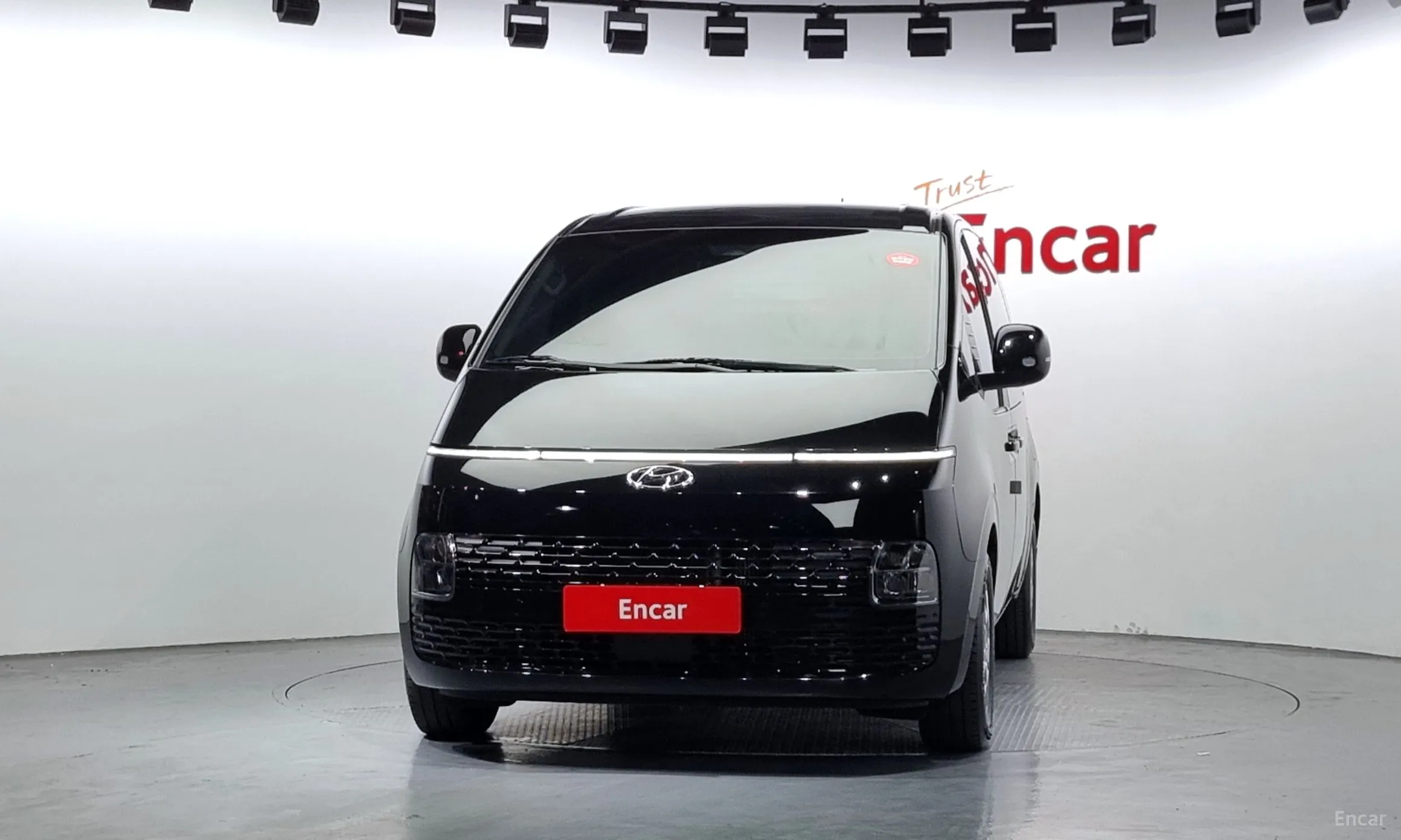 Hyundai Staria превью 2