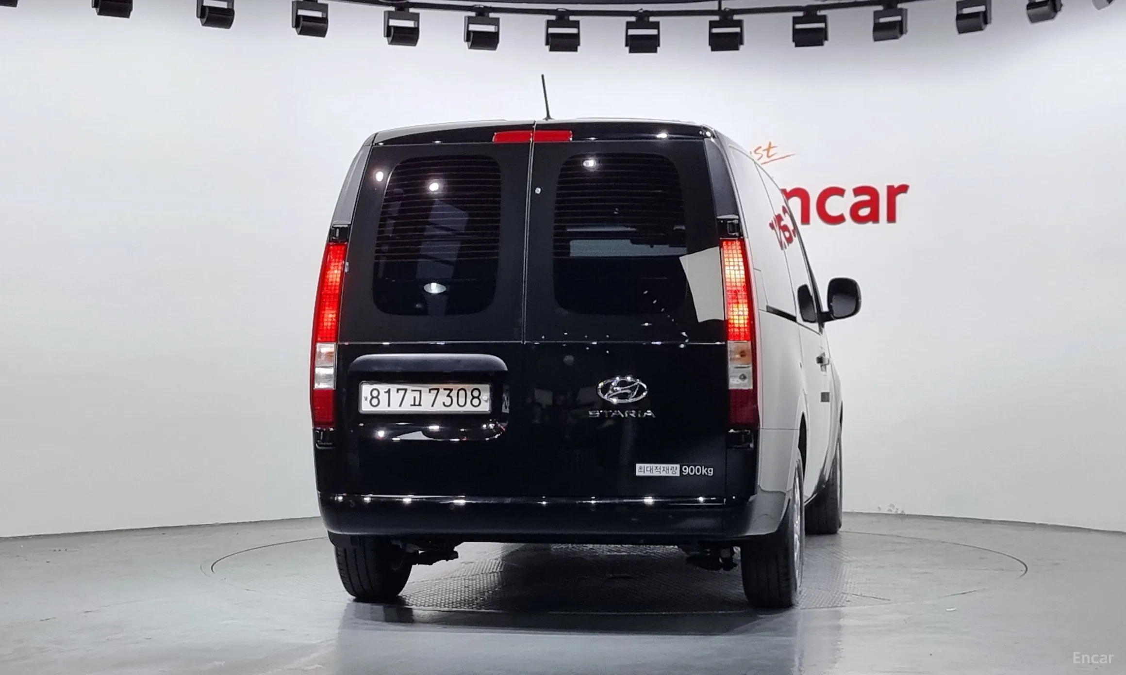 Hyundai Staria превью 3