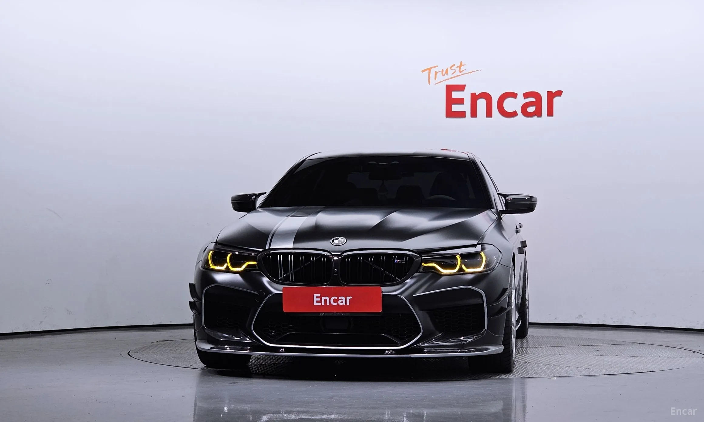 BMW M5 (F90)