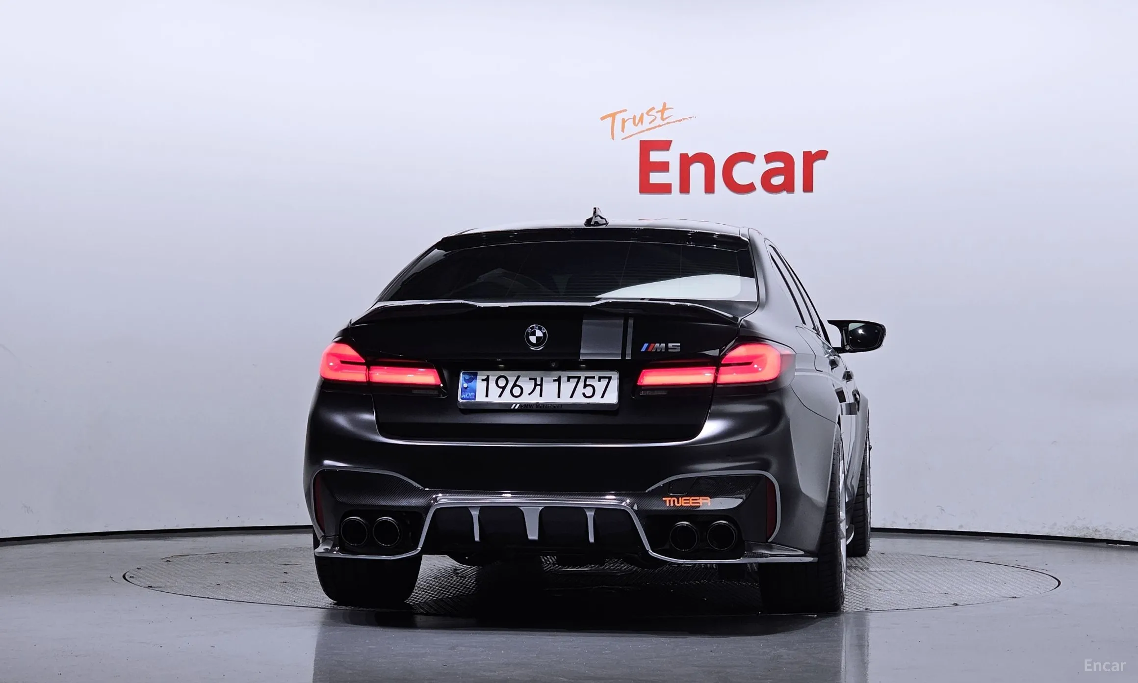 BMW M5 (F90) превью 3