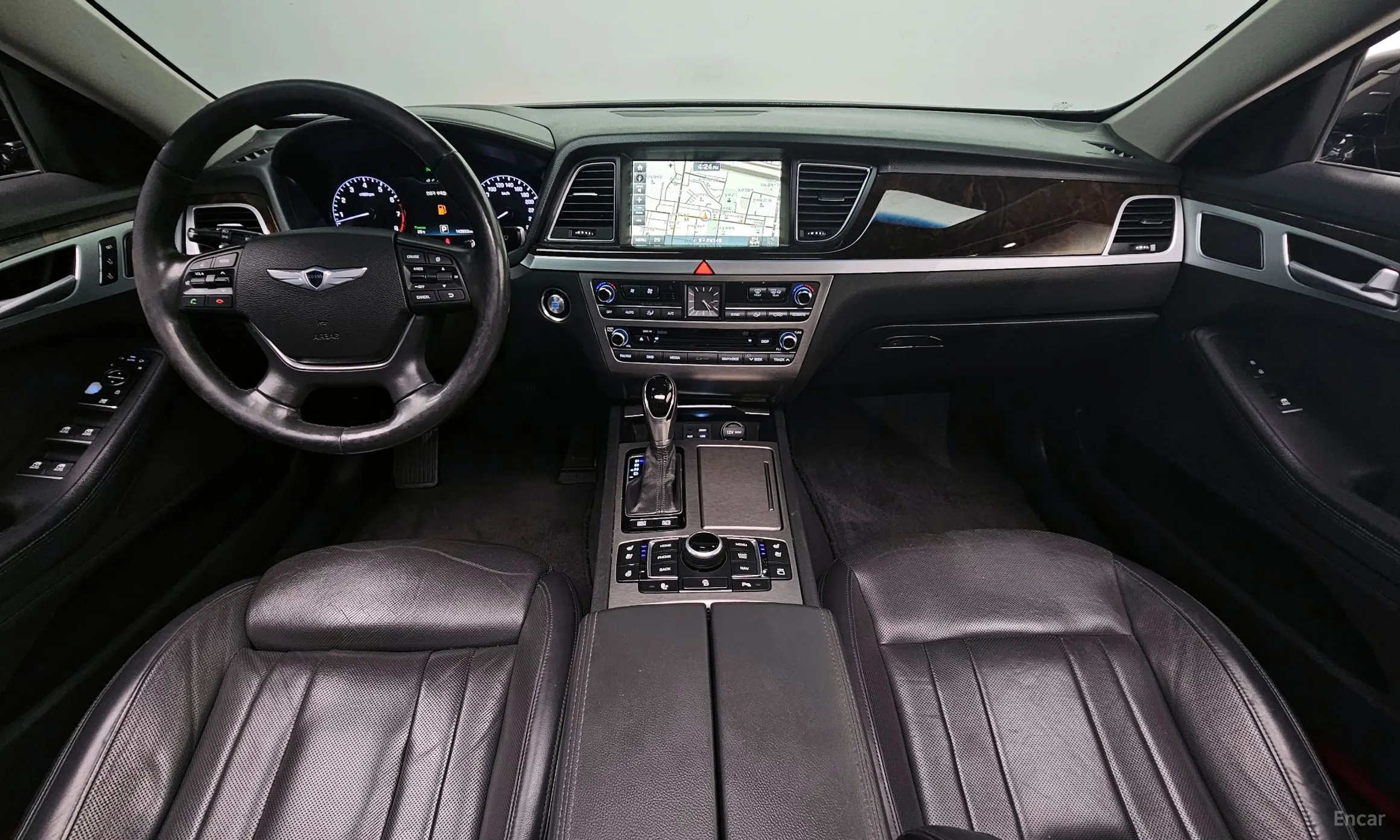 Hyundai Genesis DH превью 4