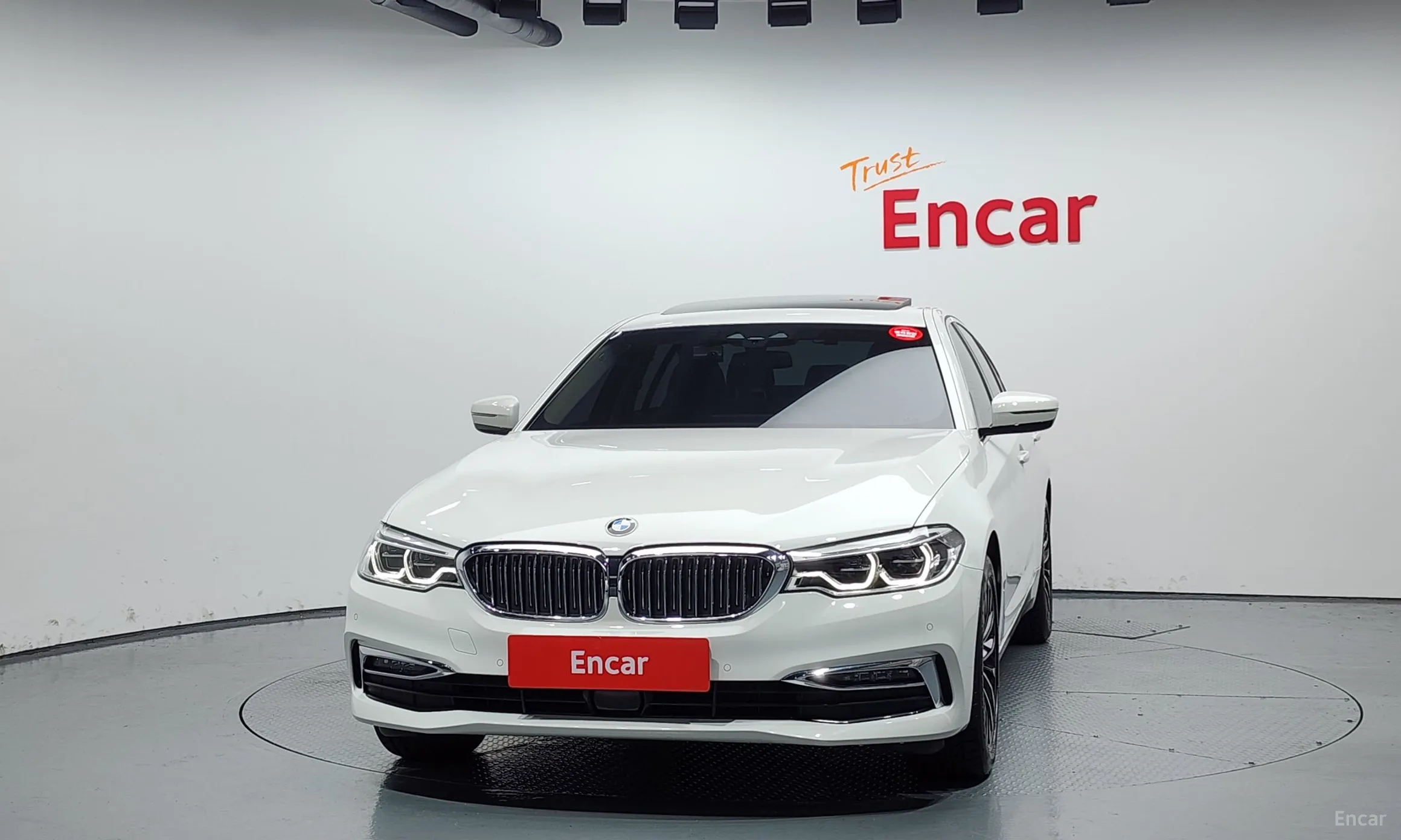 BMW 5 Series (G30)