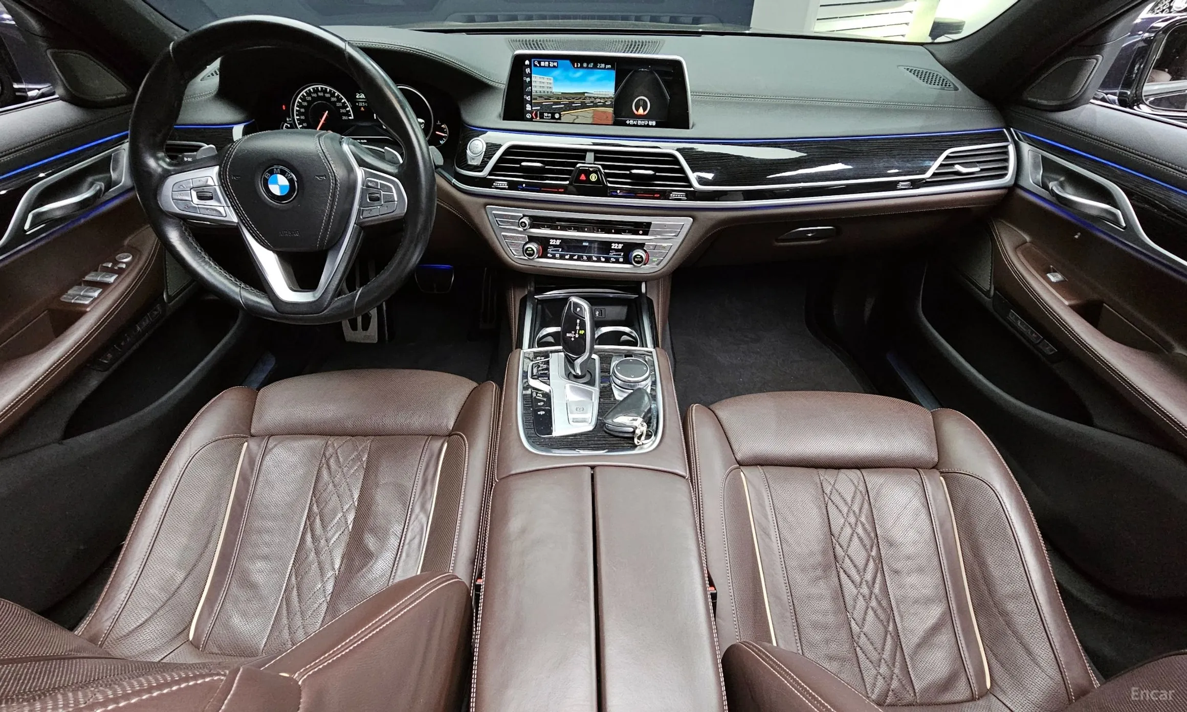 BMW 7 Series (G11) превью 4