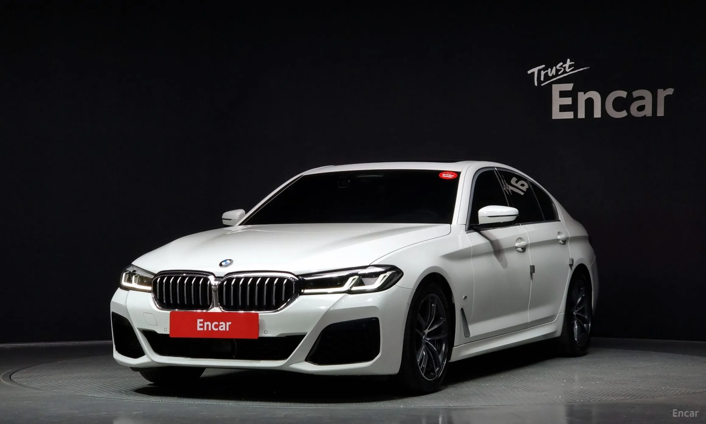 BMW 5 Series (G30)